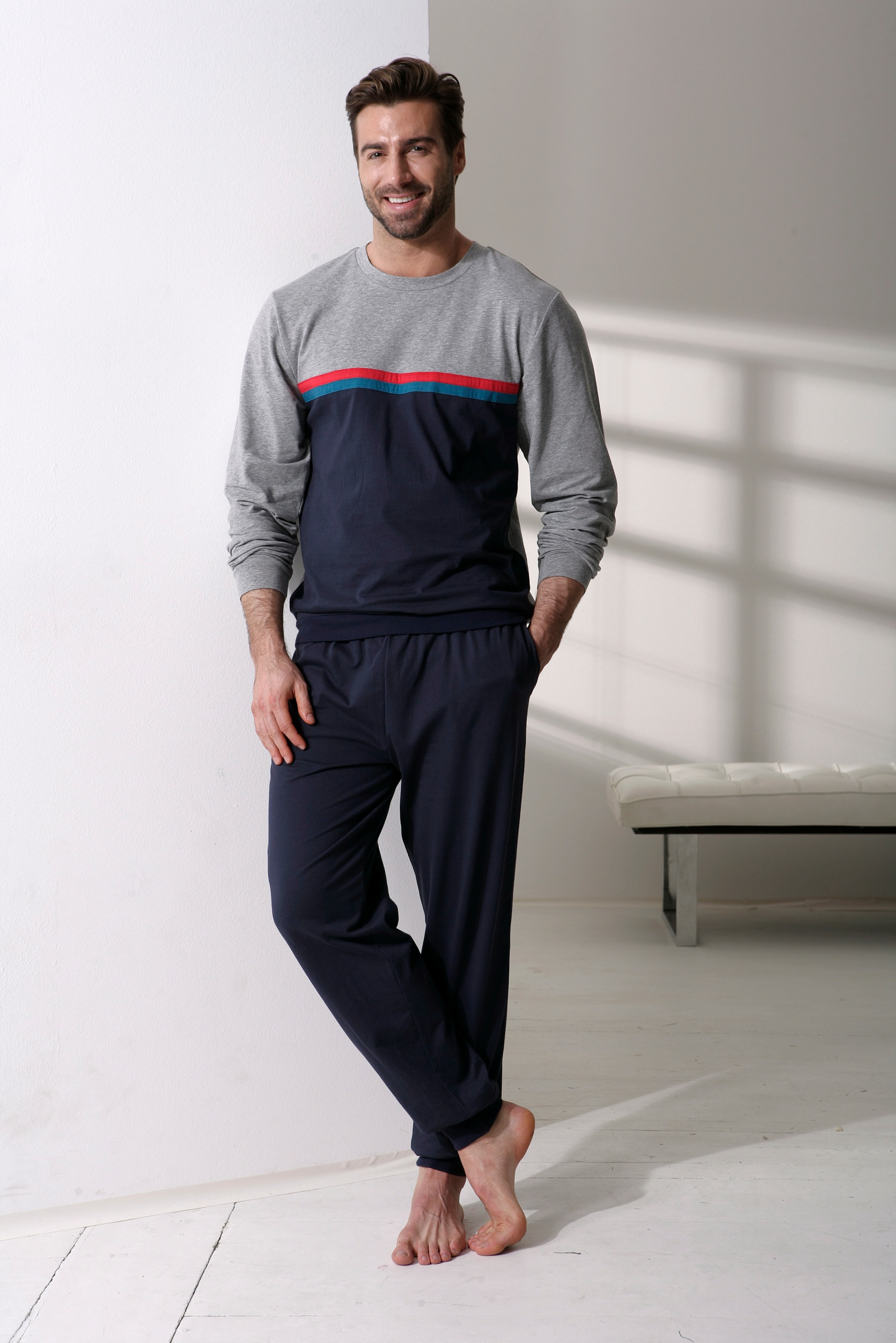 le jogger® Pyjama, (2 tlg., 1 Stück), in langer Form mit kontrastfarbenen Streifen