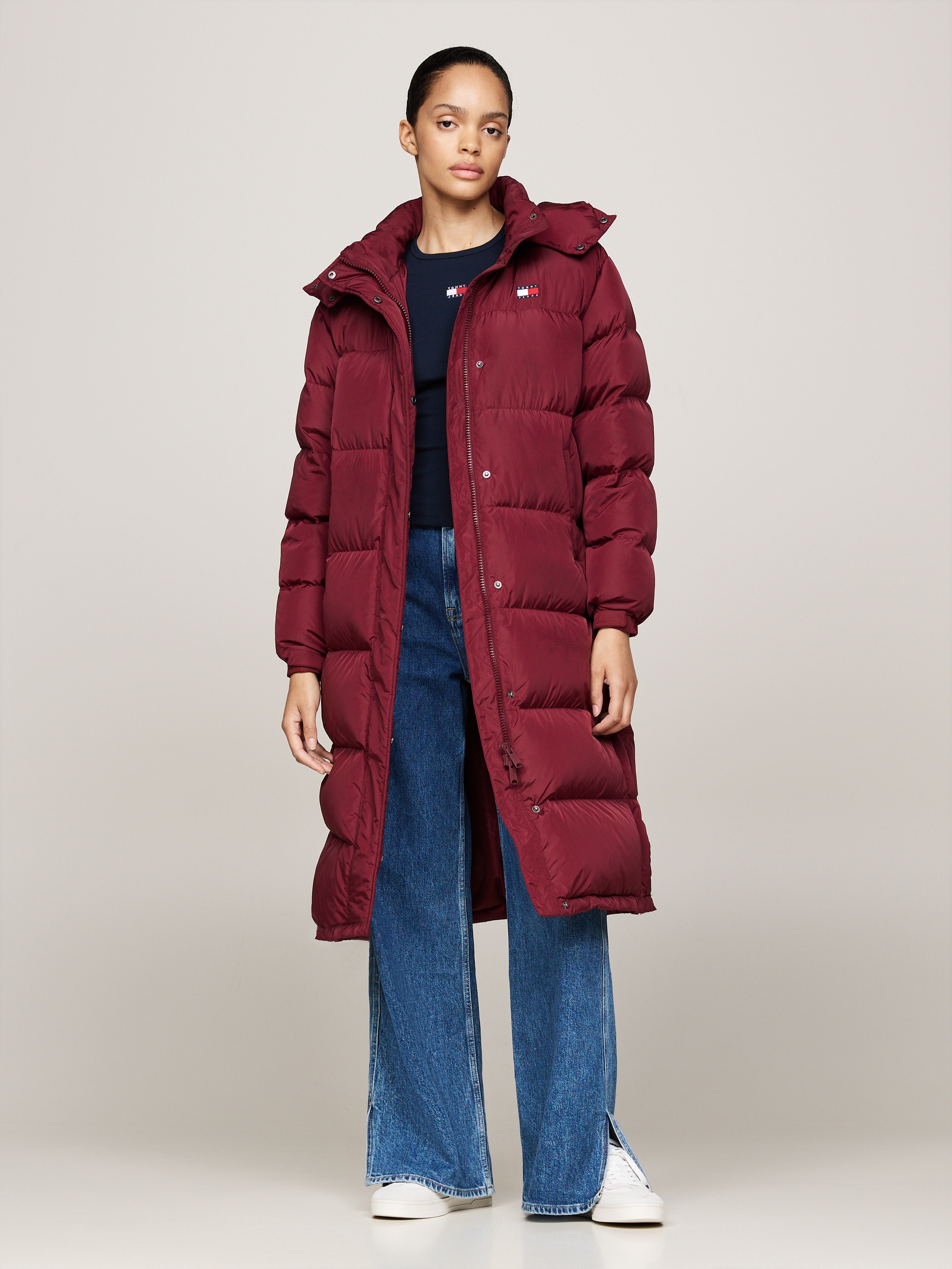 Tommy Jeans Steppmantel »TJW ALASKA LONG PUFFER EXT«, mit Logostickerei