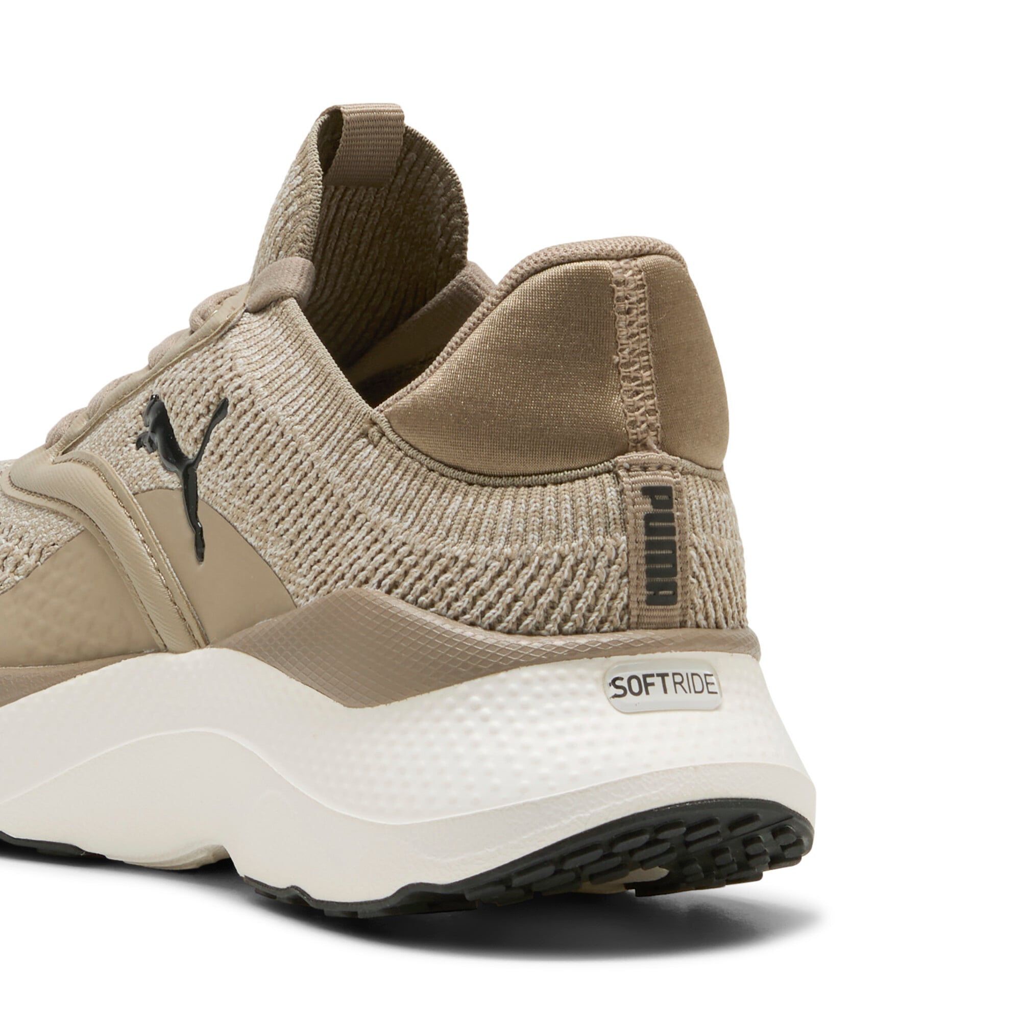 PUMA Trainingsschuh »SOFTRIDE MAYVE WN'S«  gestricktes Obermaterial, leicht profilierte Synthetik-Laufsohle