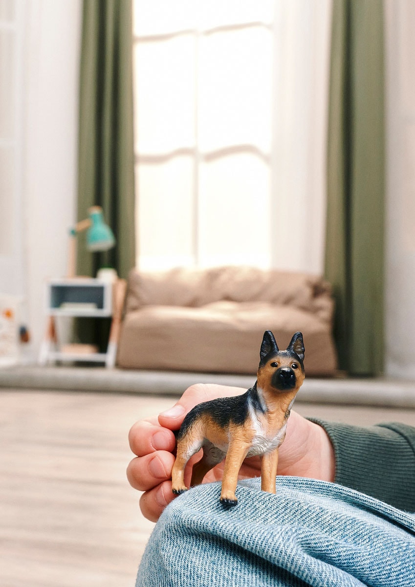 Schleich® Spielfigur »FARM WORLD, Deutscher Schäferhund Hündin (14924)«
