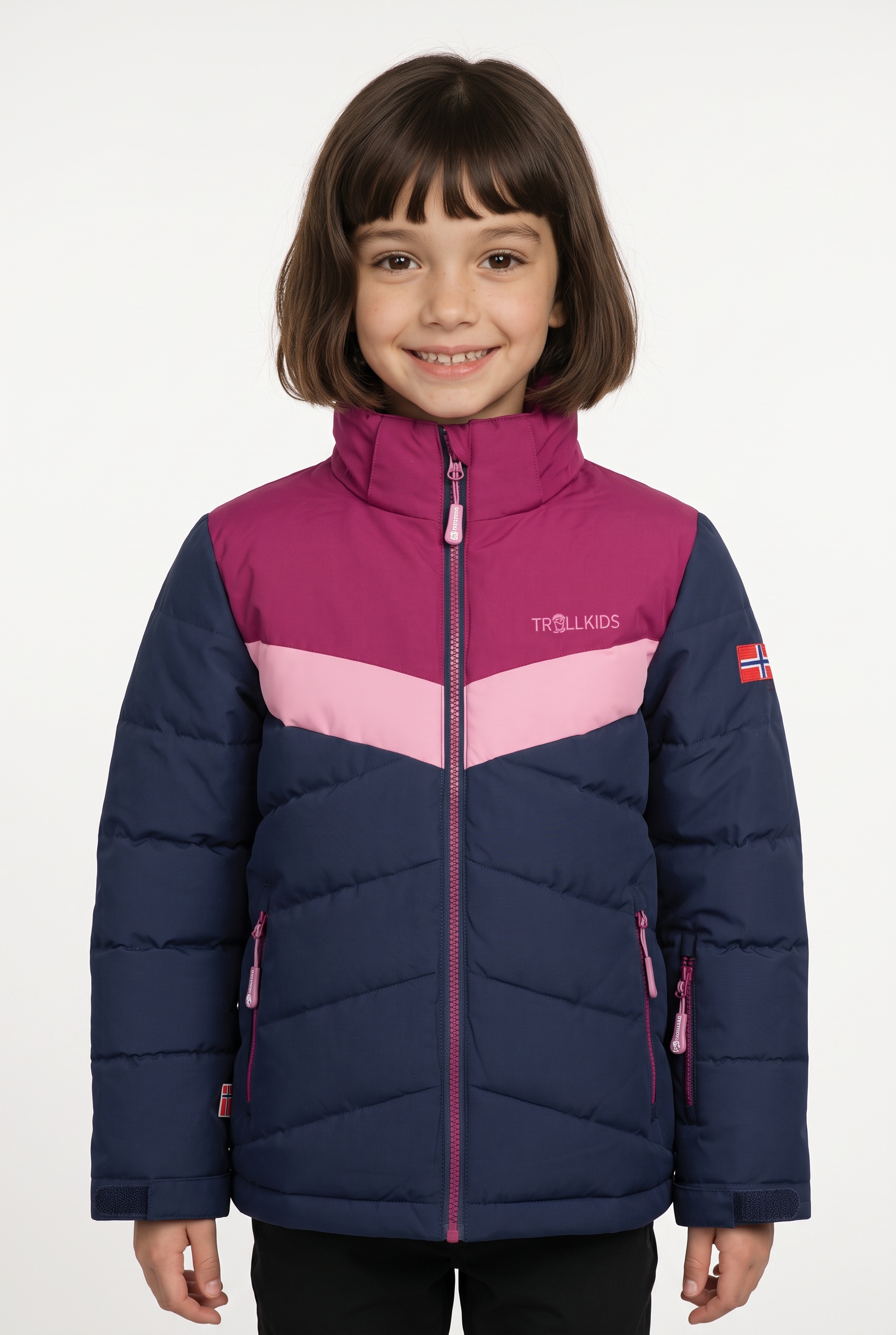 Image of TROLLKIDS Steppjacke "GIRLS GRYLLEFJORD JACKET" mit Kapuze sportliche Steppjacke, aus Polyester, mit Kapuze und Stehkragen