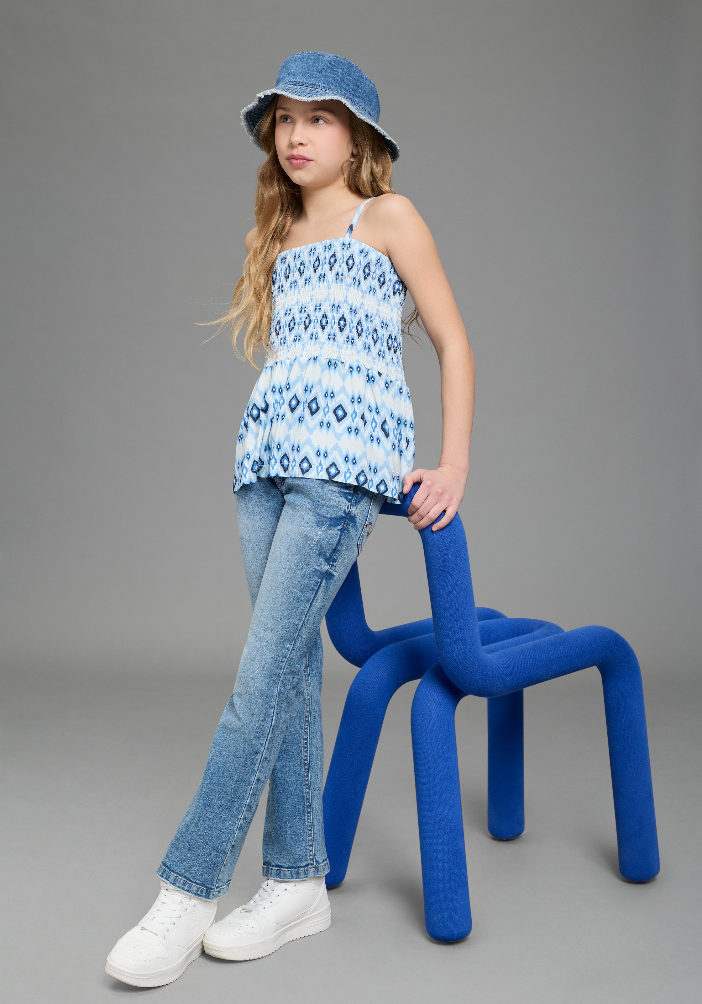 KangaROOS T-shirt »Kangaroos Smoke Top für Mädchen« eng anliegende Passform, ärmellos, bedruckte Optik