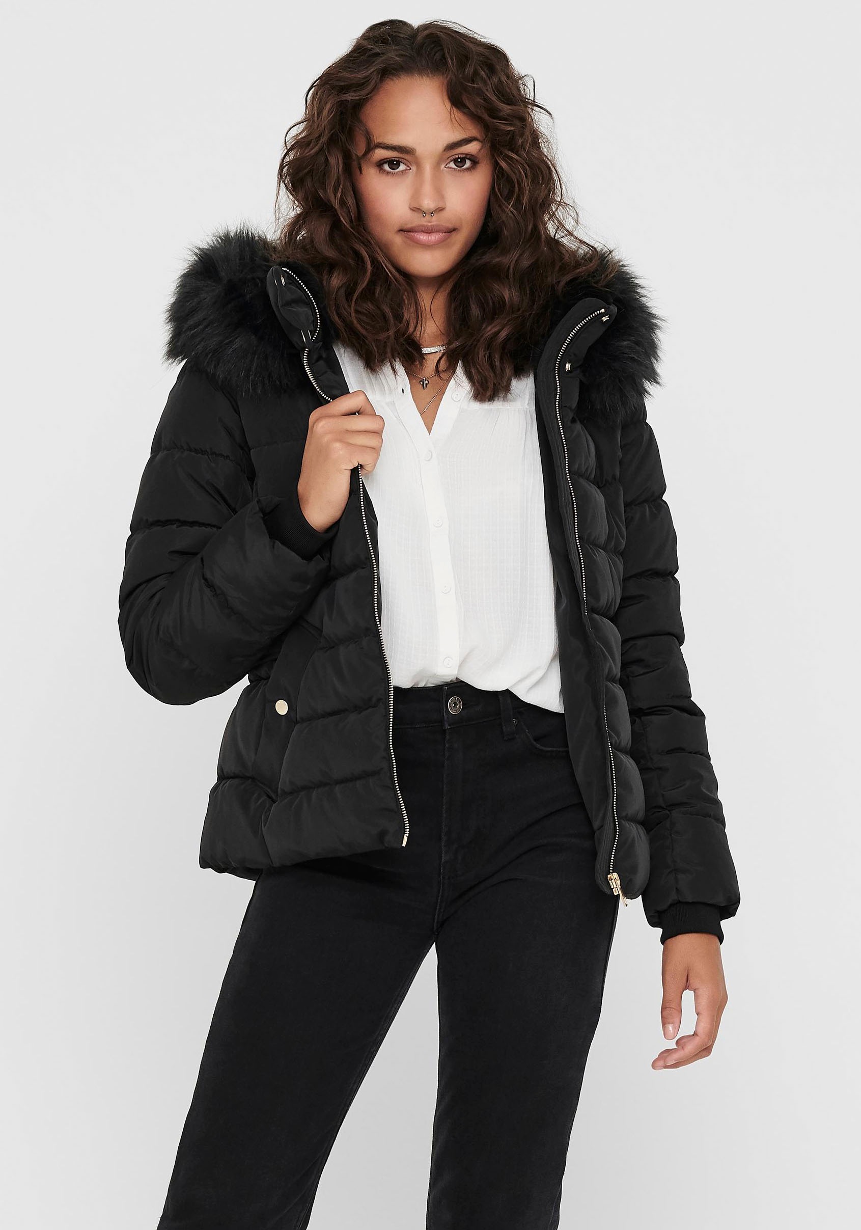 Image of Only Steppjacke »ONLCAMILLA QUILTED FURHOOD JACKET CC OTW«, Kapuze mit Fellimitat bei Ackermann Versand Schweiz