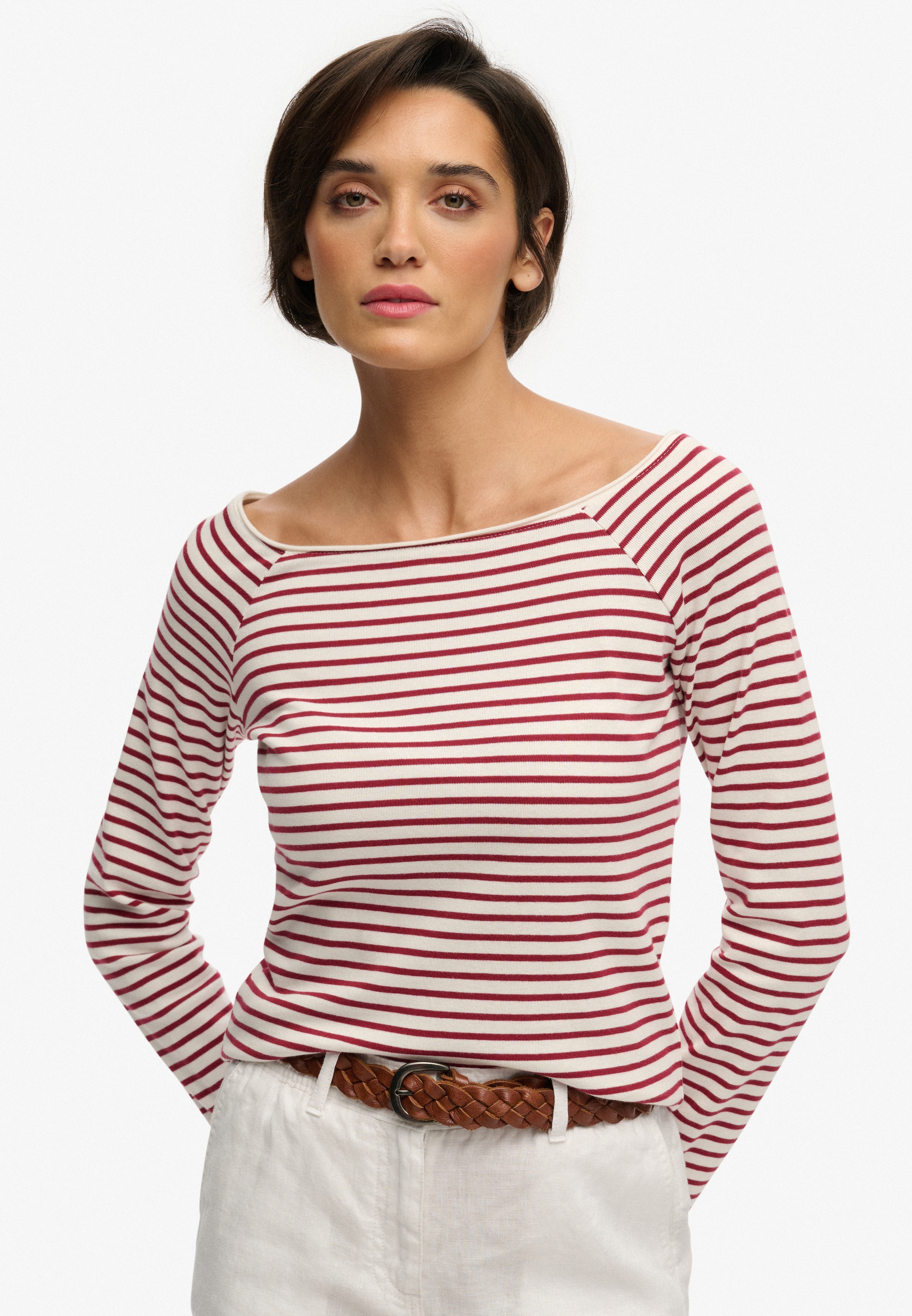 Image of Superdry Langarmshirt "BARDOT OFF SHOULDER TOP" mit U-Boot Ausschnitt und Wellenkante am Bund, gesticktes Logo am Saum