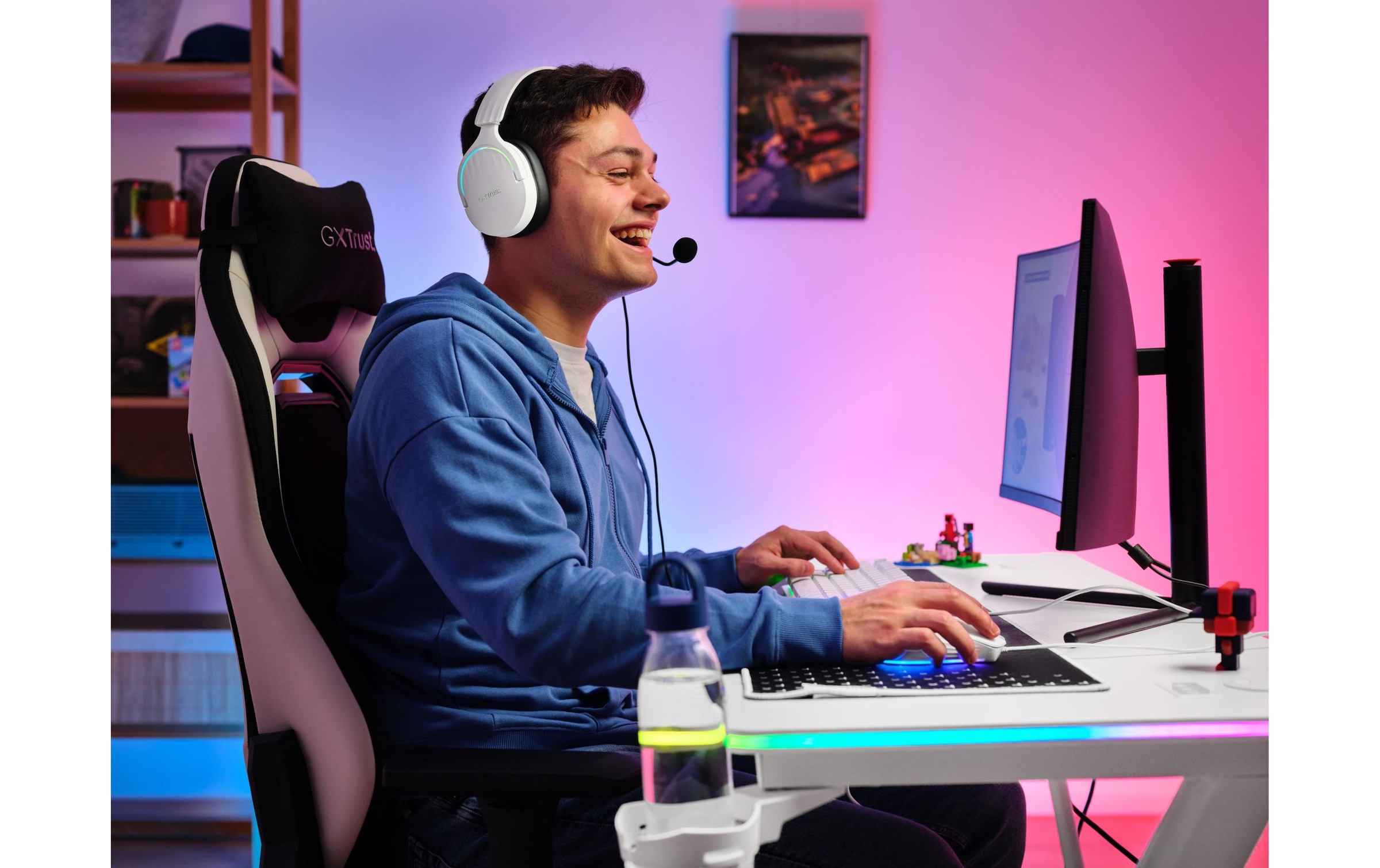 Trust Gamingtisch »GXT 709W Luminus RGB«