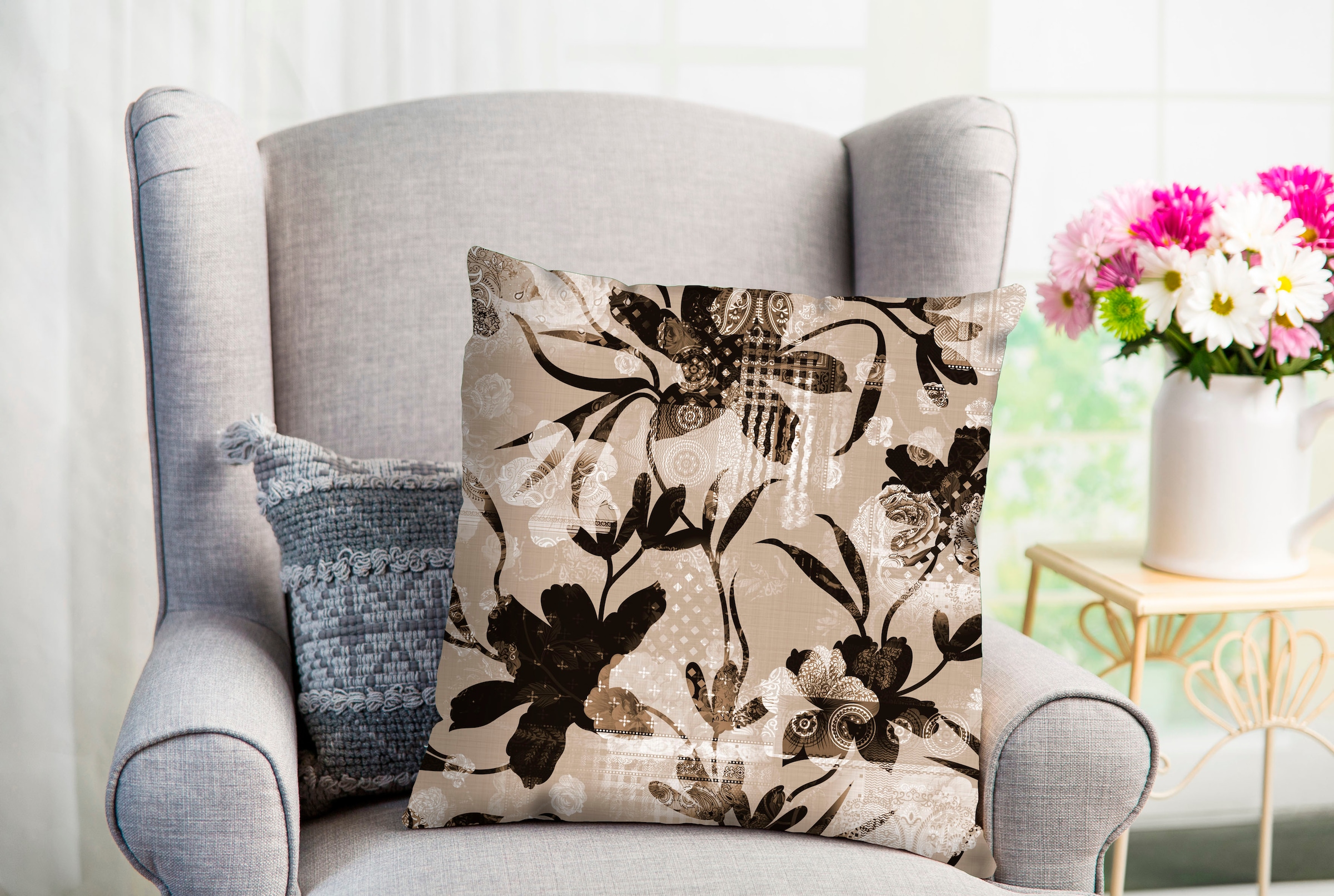 Image of queence Dekokissen "Fausto" Kissenhülle,Blumenmuster,Beige,Zart,Elegant,Vintage,Natürlich