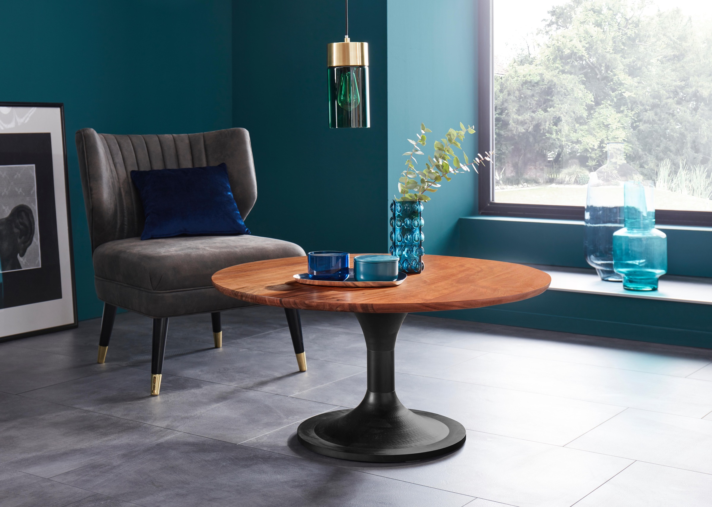 Image of Places of Style Couchtisch »Riis«, aus massivem Akazienholz und schönen Metallbeinen, Breite 90 cm bei Ackermann Versand Schweiz