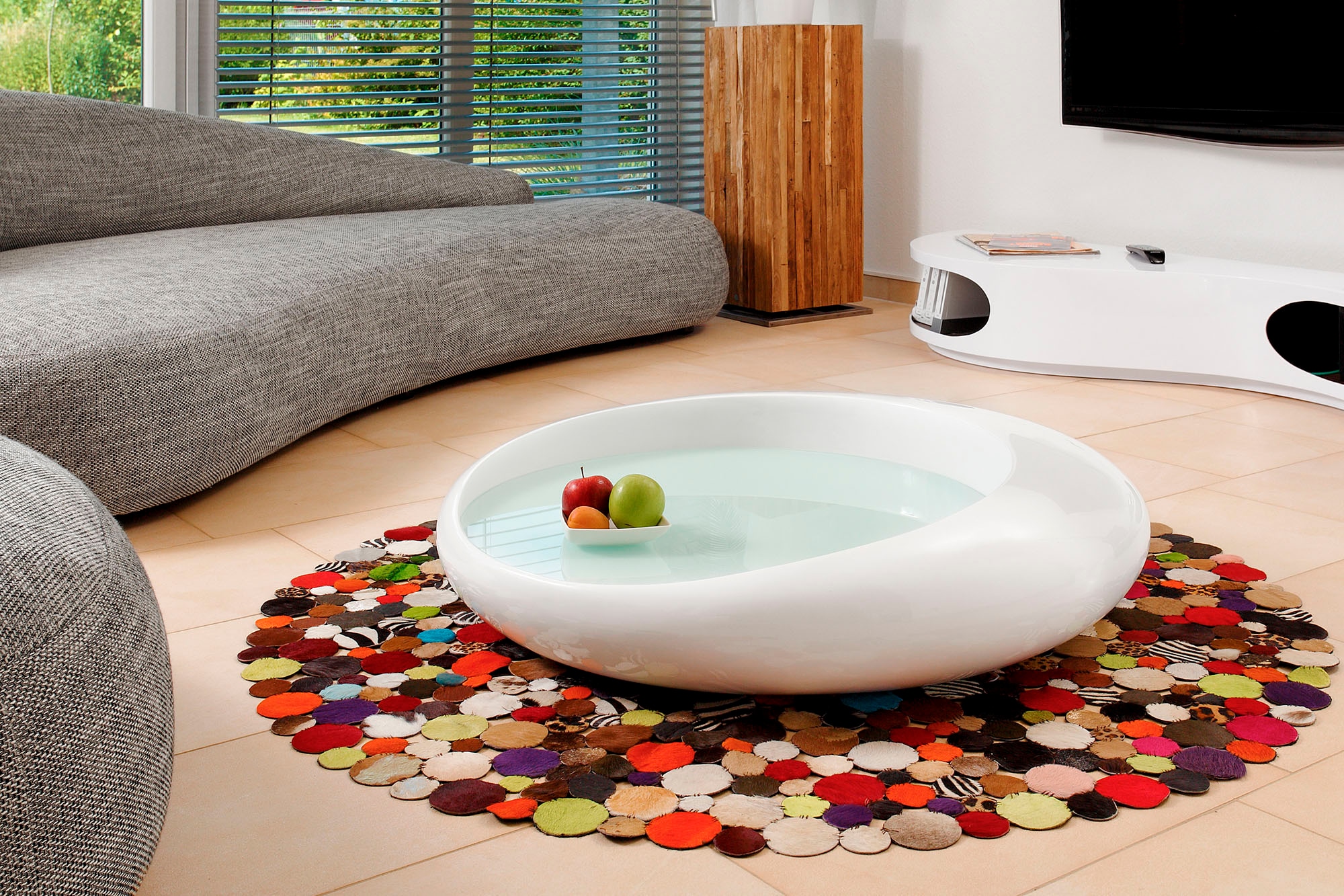 Image of SalesFever Couchtisch "Catania Coffeetable im zeitlosen Stil" Mit eleganter, integrierter 10 mm Weissglasplatte