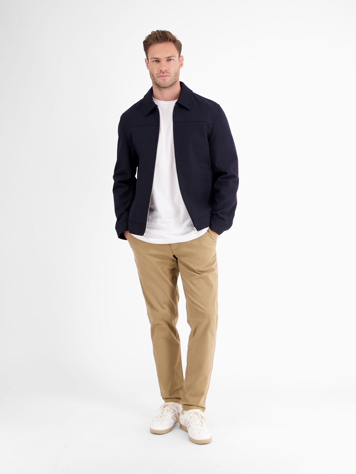 LERROS Pantalon 5 poches »Basic Chino in Strukturqualität, SLIM FIT«  chino style 5 poches avec stretch / polyvalent pour tous les jours