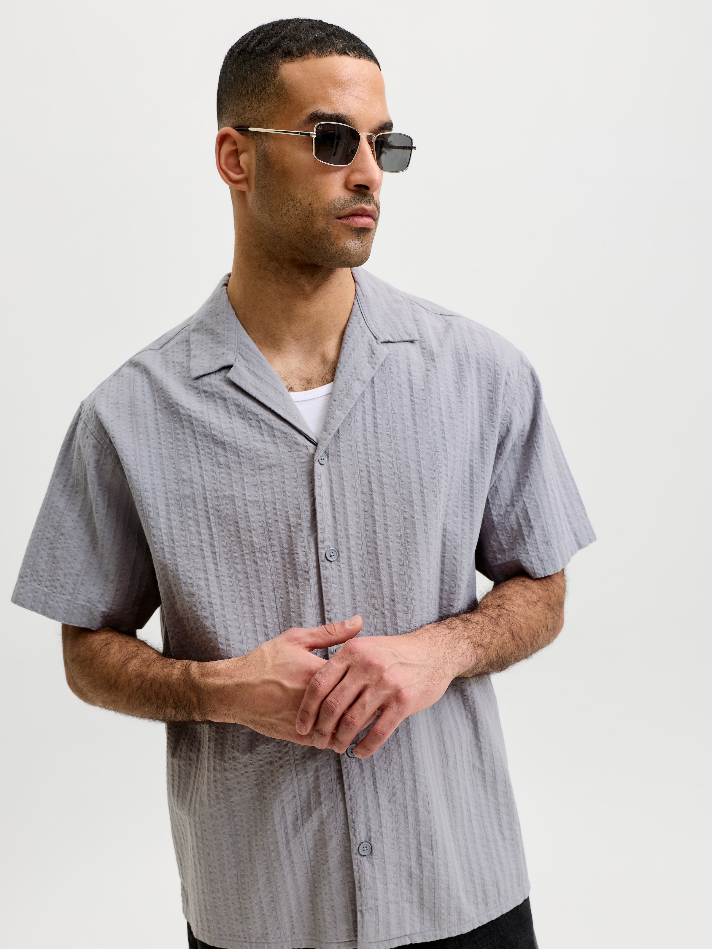 Jack & Jones Kurzarmhemd »JJETYSON RESORT SHIRT SS SN« mit Resort-Kragen
