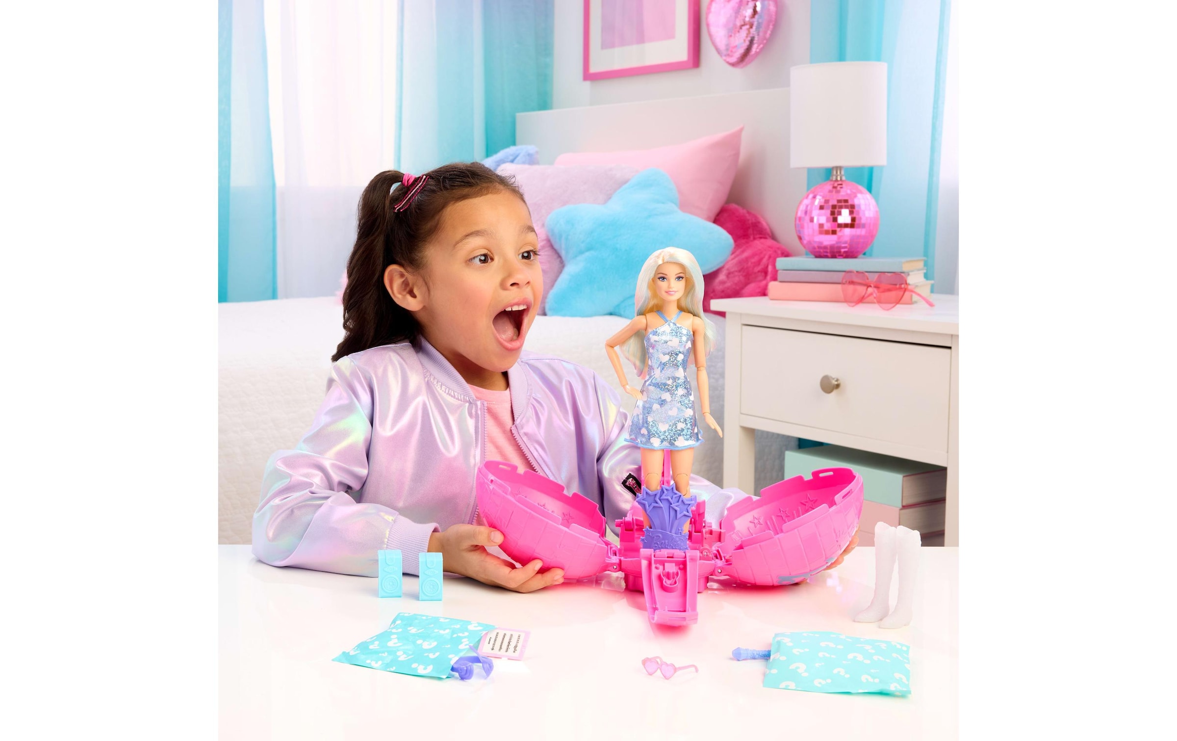Barbie Poupée à habiller »Barbie Team Barbie Roll & Reveal, blond mit Discokugel-Verpackung«