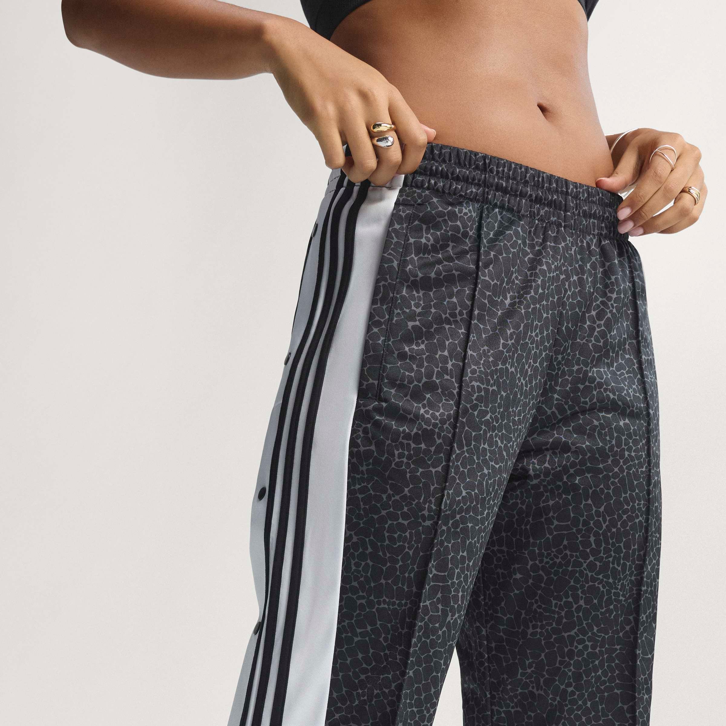 adidas Originals Pantalon de sport »AOP ADI-BREAK«