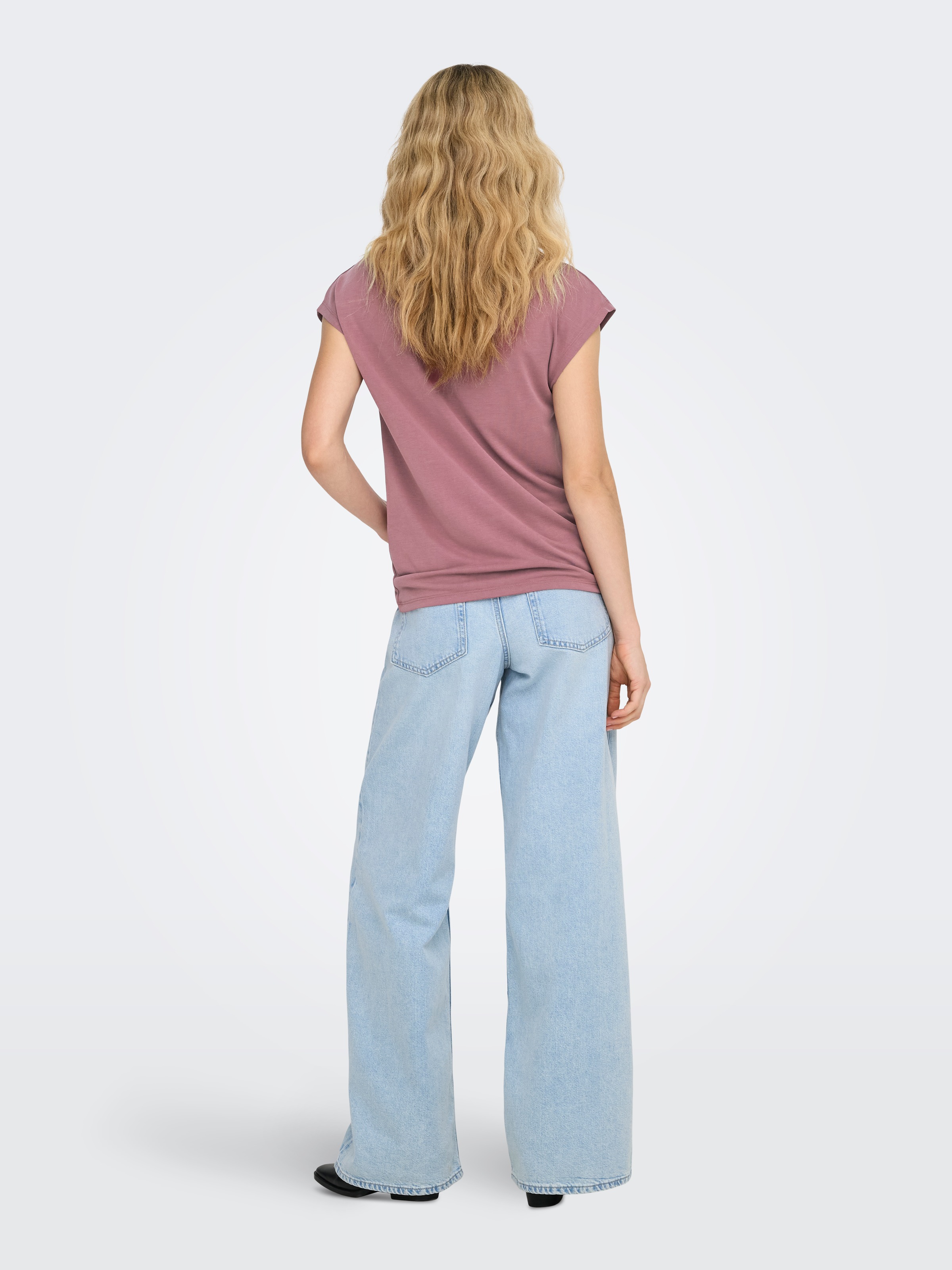 ONLY V-Shirt »ONLFREE S/S MOD.V-NECK TOP JRS NOOS«