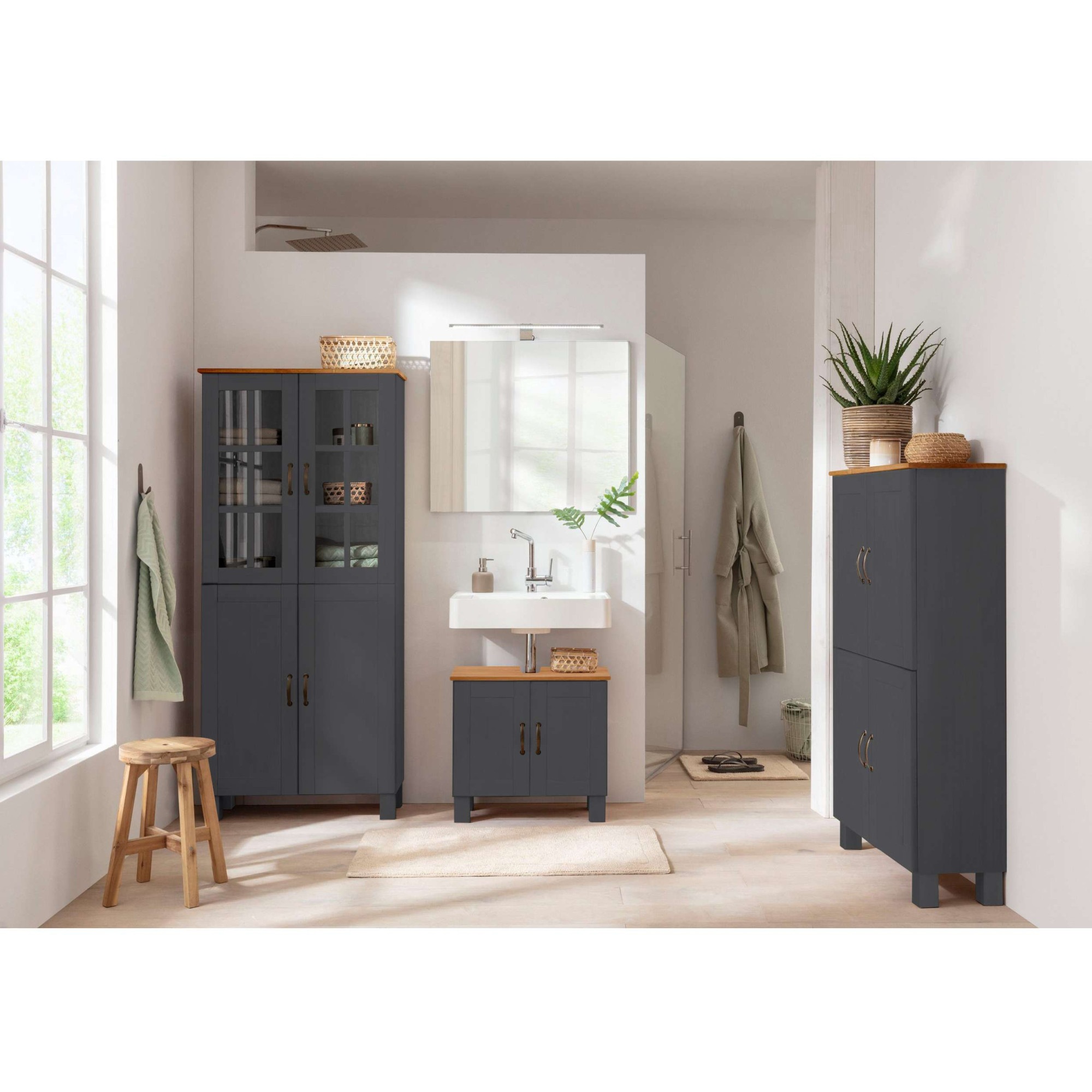 Home affaire Waschbeckenunterschrank "Rodby" FSC-zertifiziertes Massivholz, Griffe Metall, Breite 60cm, Höhe 55cm
