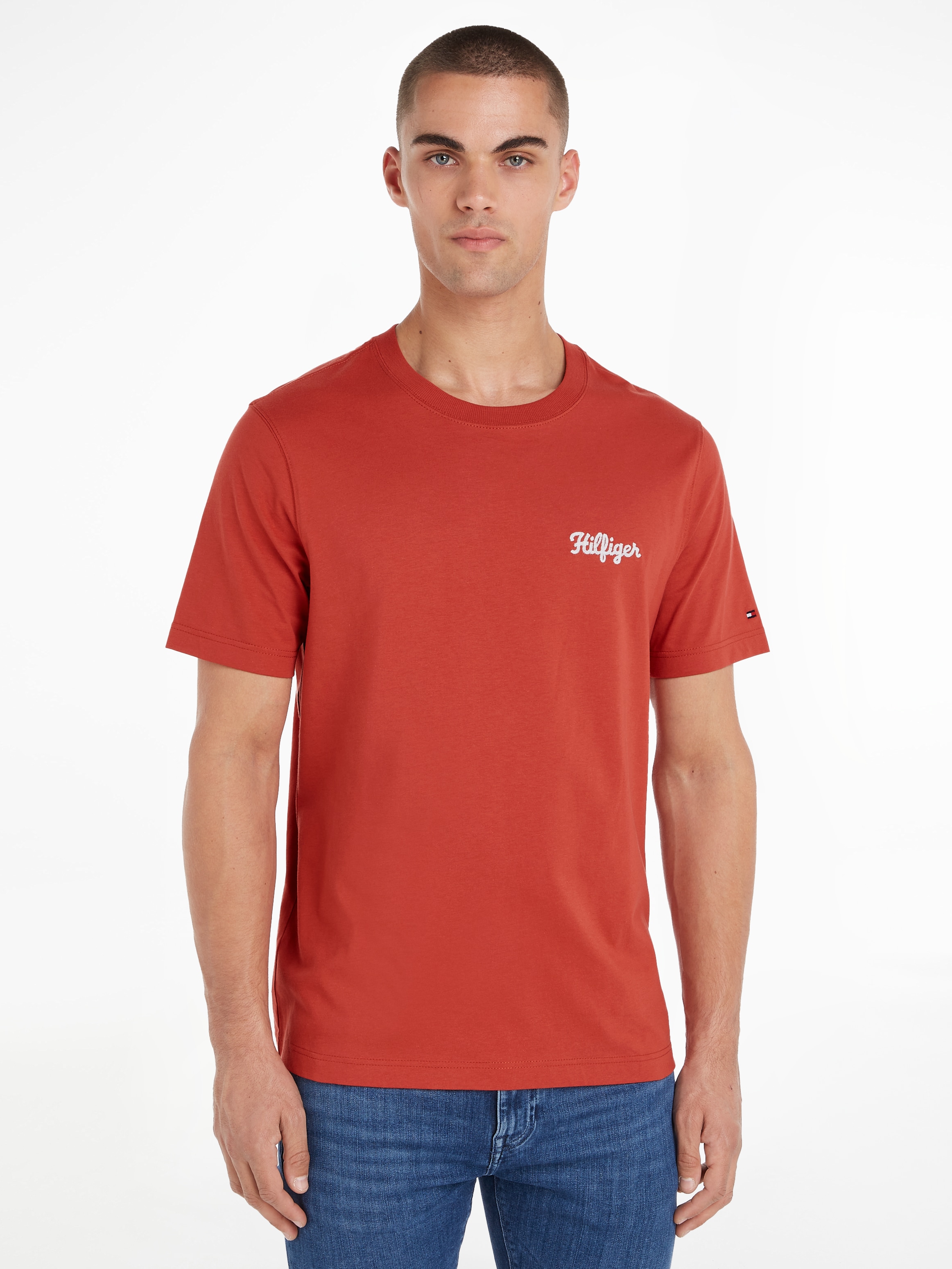 T-Shirt »HILFIGER CHAINSTITCH TEE«, mit Markenprint auf der Brust