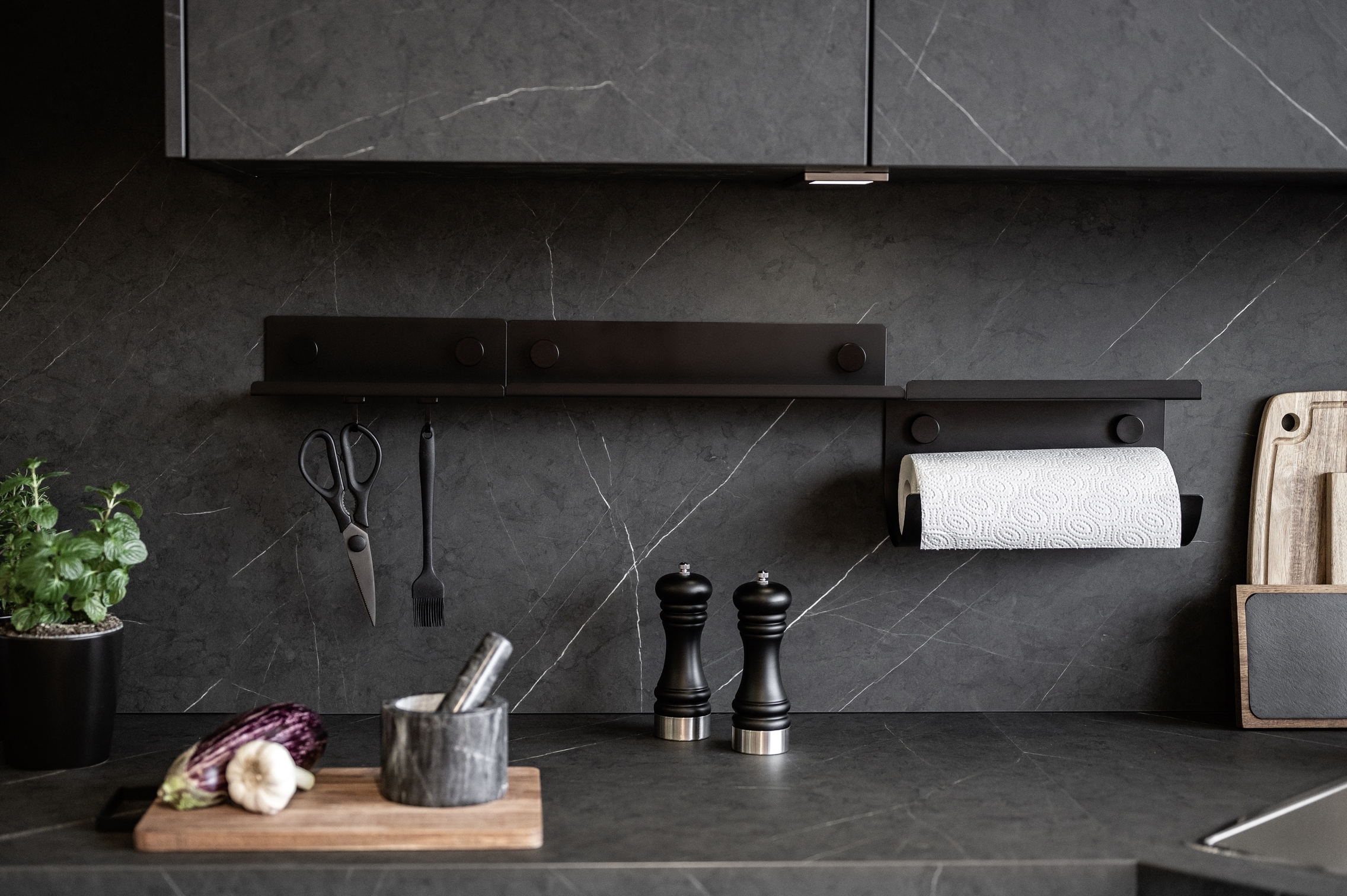 WENKO Etagère à épices »Modell Jet M« Regal für die Wand, Industrial Style, pulverbeschichtetes Metall