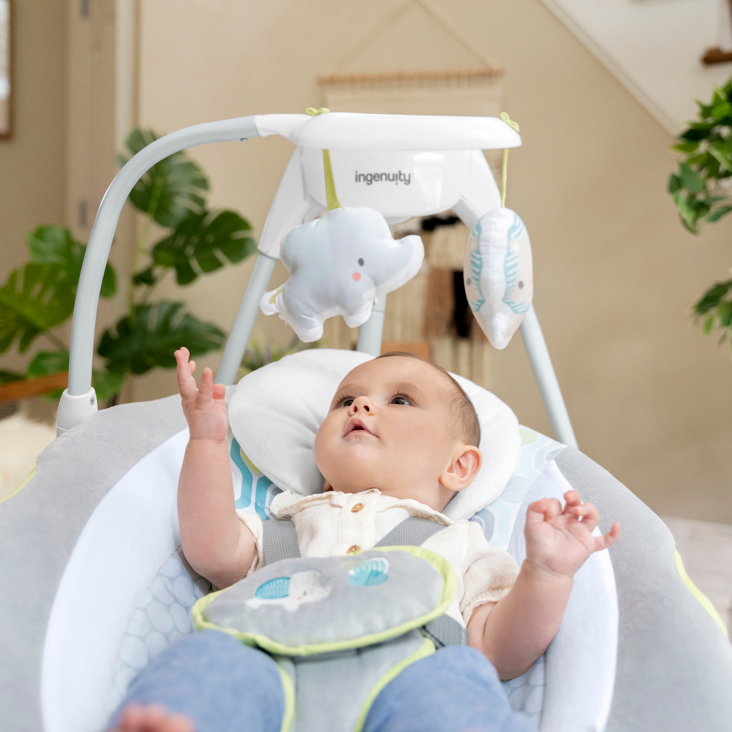 ingenuity Babywippe »SimpleComfort  Compact Soothing Swing - Everston« mit Sound-Effekt