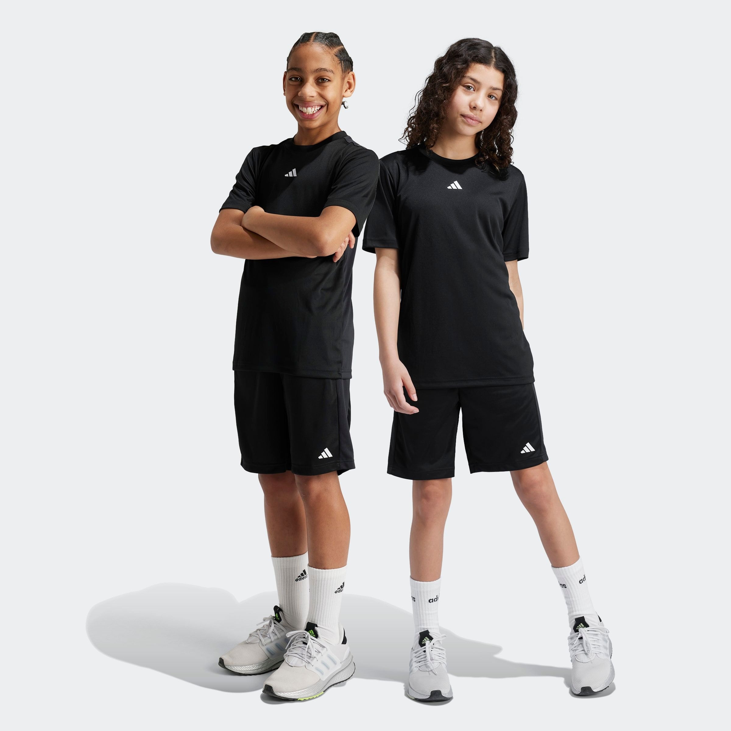 Image of adidas Sportswear Shorts "TRAIN ESSENTIALS LOGO REGULAR FIT KIDS"