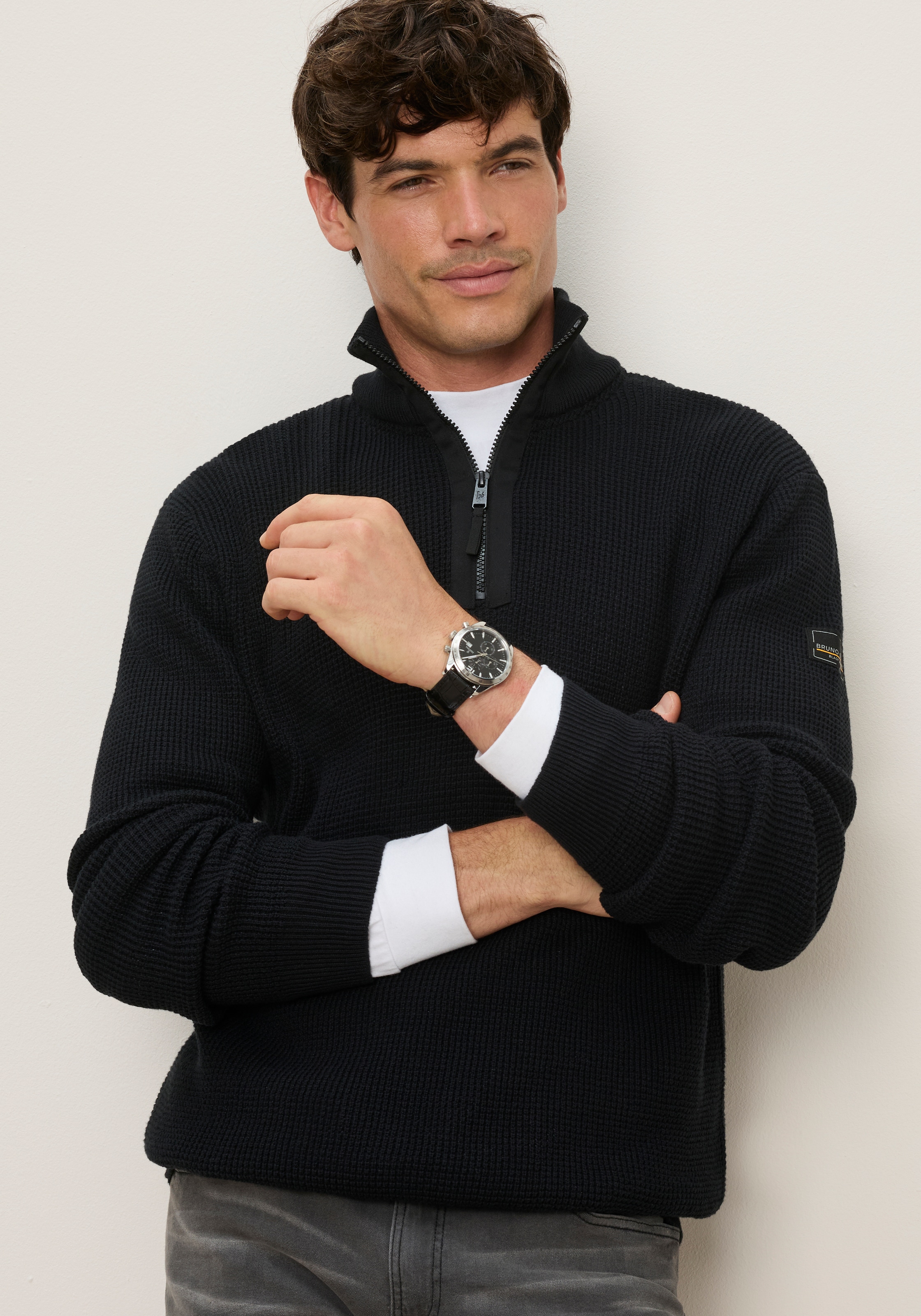 Image of Bruno Banani Troyer "mit modischer Reissverschlussblende" Markante Strickstruktur trifft auf cleane Details.. modisch, elegant