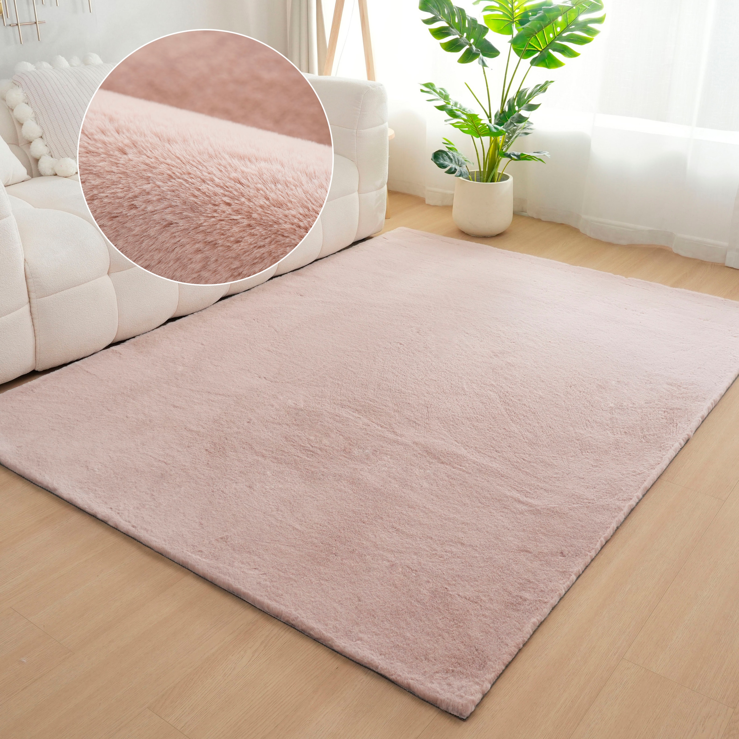 Image of Bruno Banani Fellteppich "Rabbit 2, Kunstfell Teppich, Modern" rechteckig 25 mm Höhe Kaninchenfell-Haptik, sehr weich, Wohnzimmer, Schlafzimmer, Esszimmer