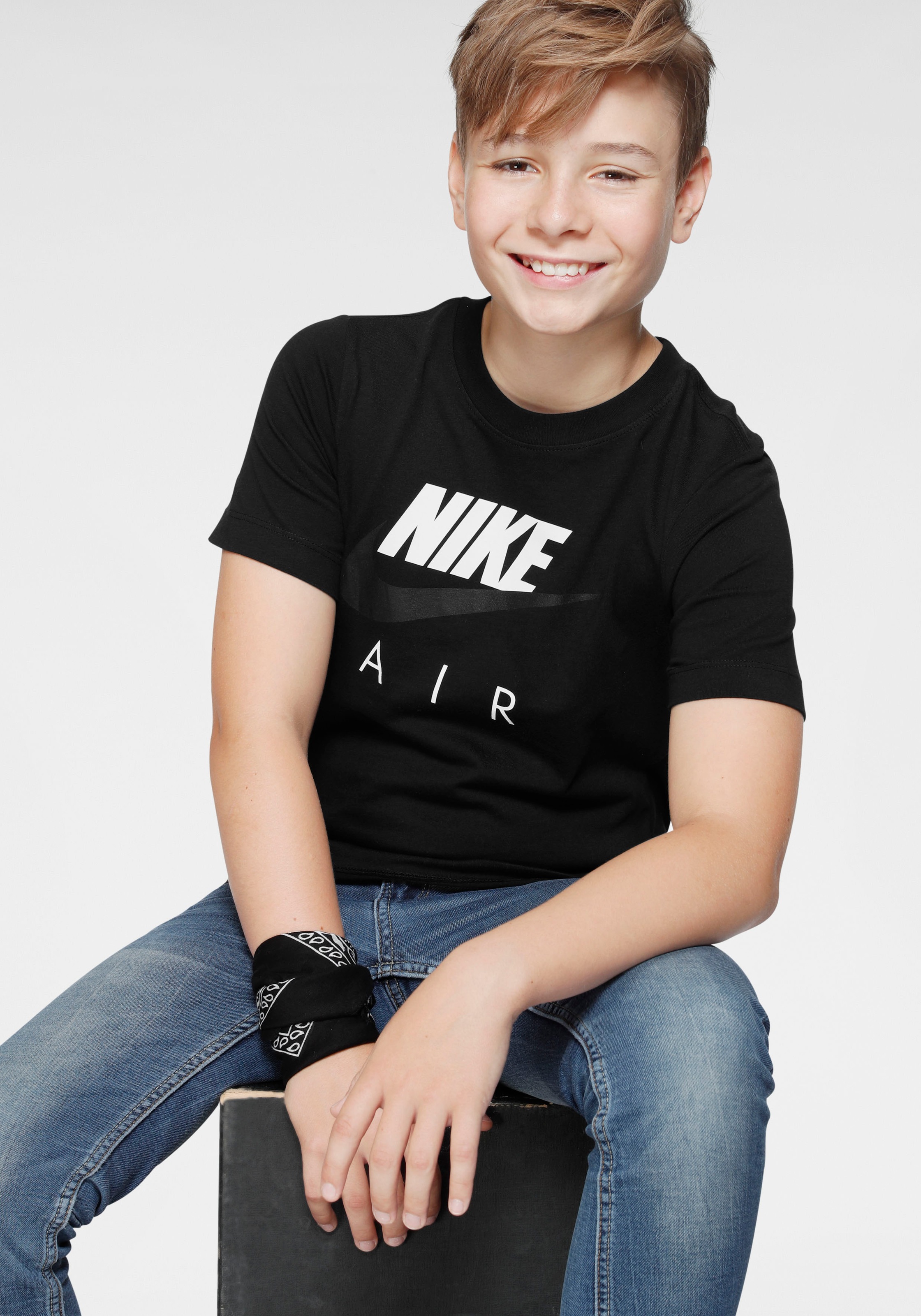 Image of Nike Sportswear T-Shirt »AIR BIG KIDS' T-SHIRT« bei Ackermann Versand Schweiz