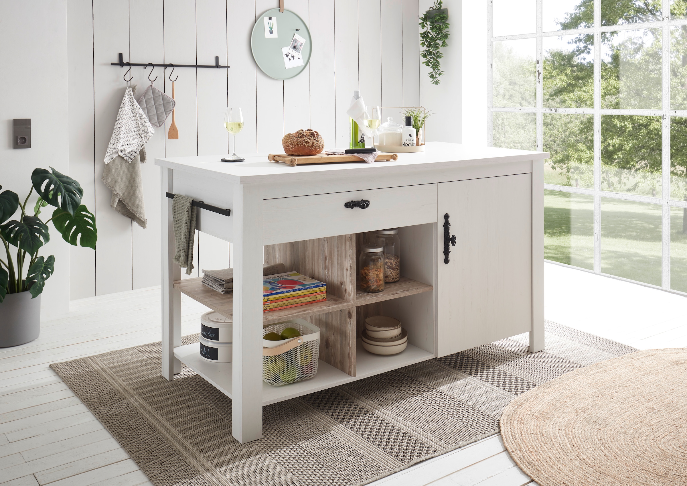 Home affaire Kücheninsel »Florenz, Küchenblock in Pinie Weiss, Kochinsel, Küchenarbeitsblock« Breite 161 cm, mit verschnörkeltem Metallgriff, Arbeitshöhe 92 cm