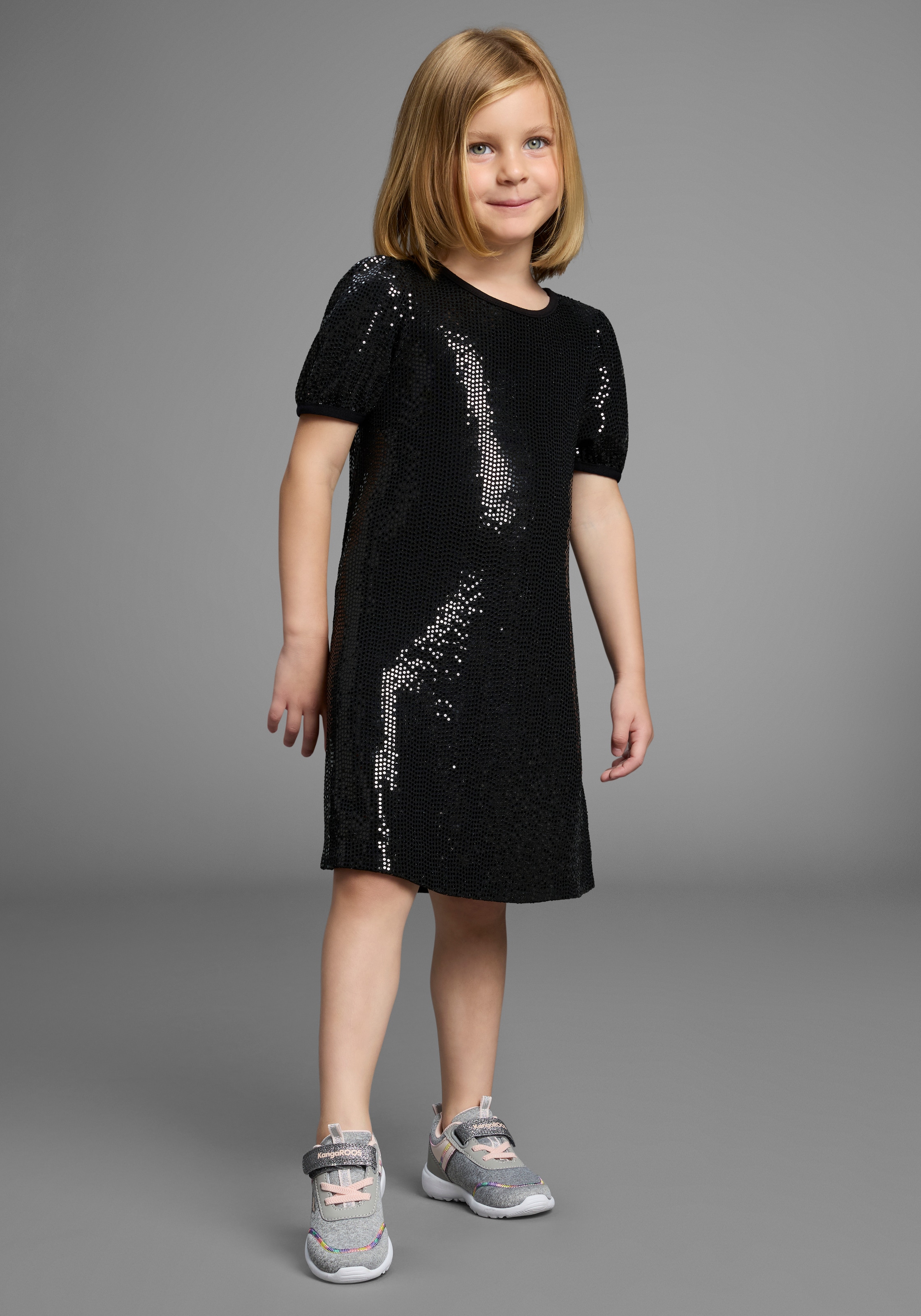 KIDSWORLD Robe en jersey »Shirtkleid in Pailletten-Allover-Design« Shirtkleid in Pailletten-Optik