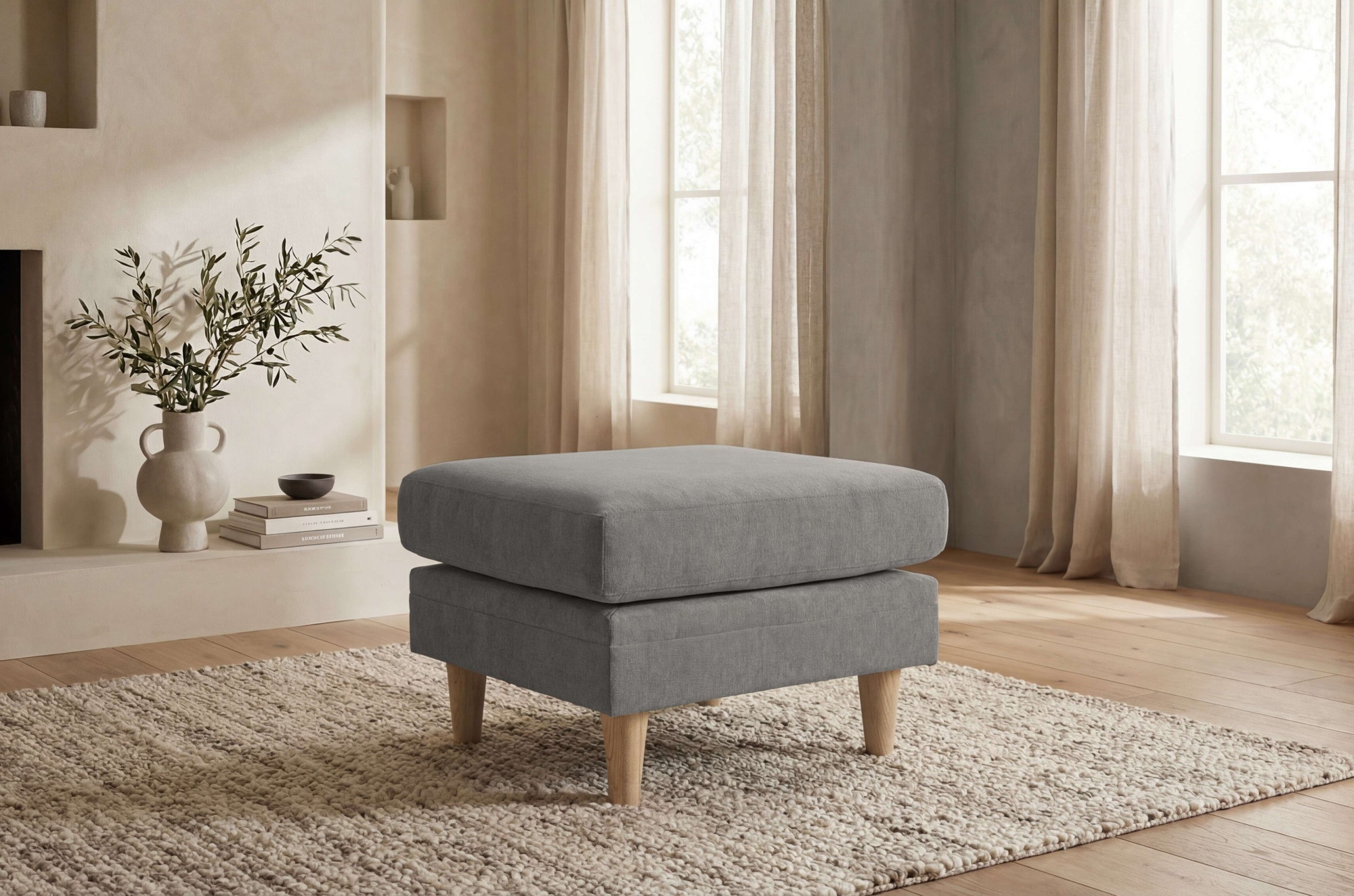 Image of Home affaire Polsterhocker "Arellano, Breite 63 cm" klassisches Design, mit Massivholzfüssen, Webstoff fein, Chenille
