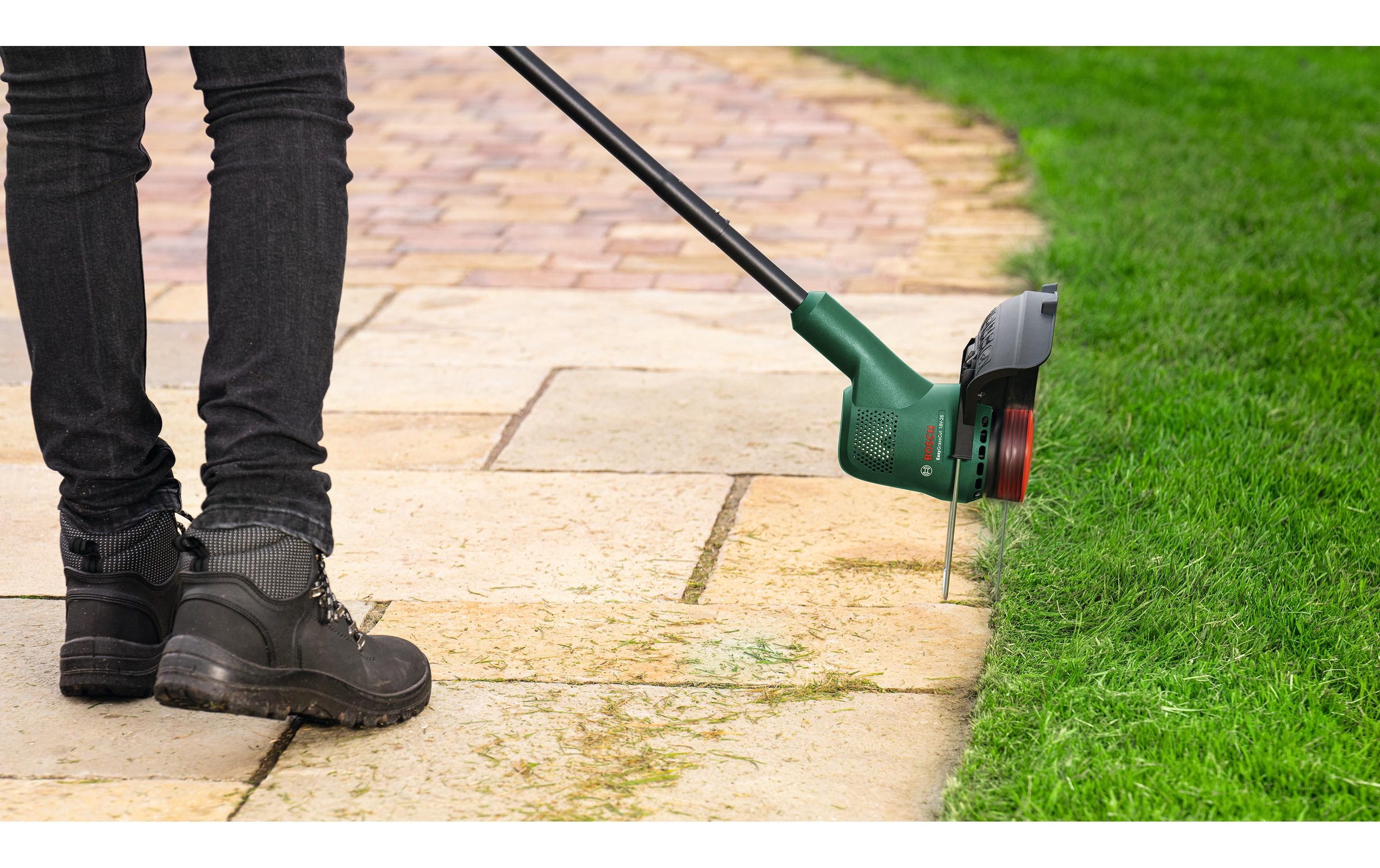 BOSCH Coupe-bordures sans fil »EasyGrassCut 18 V-26 Kit«