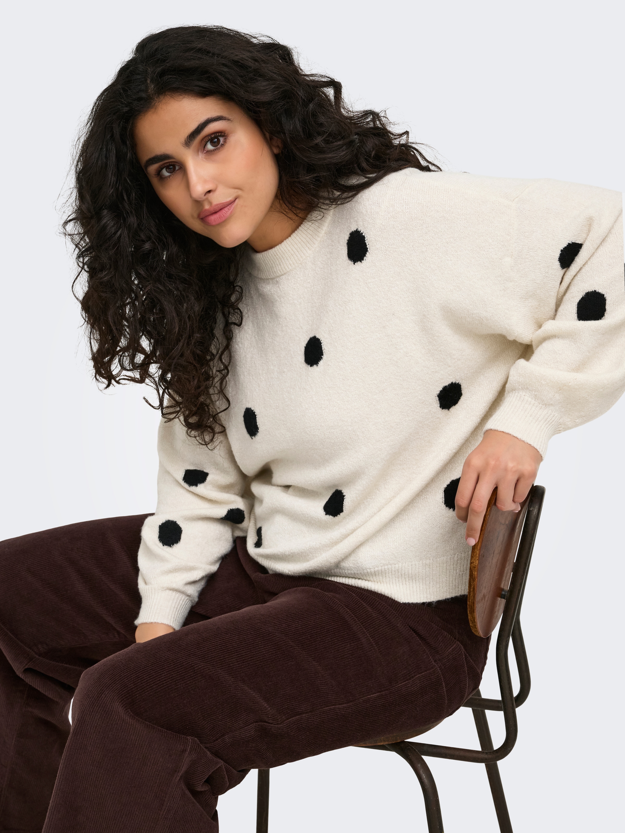 ONLY CARMAKOMA Pull à col rond »CARRICA LS DETAIL O-NECK KNT« mélange de matériaux, coupe normale