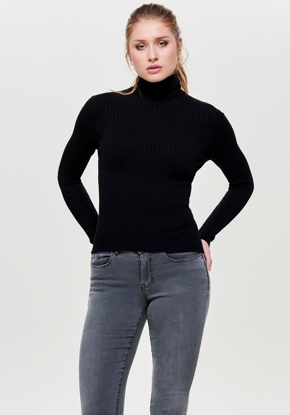 Image of ONLY "ONLKAROL L/S ROLLNECK PULLOVER KNT NOOS" Viskosemischung