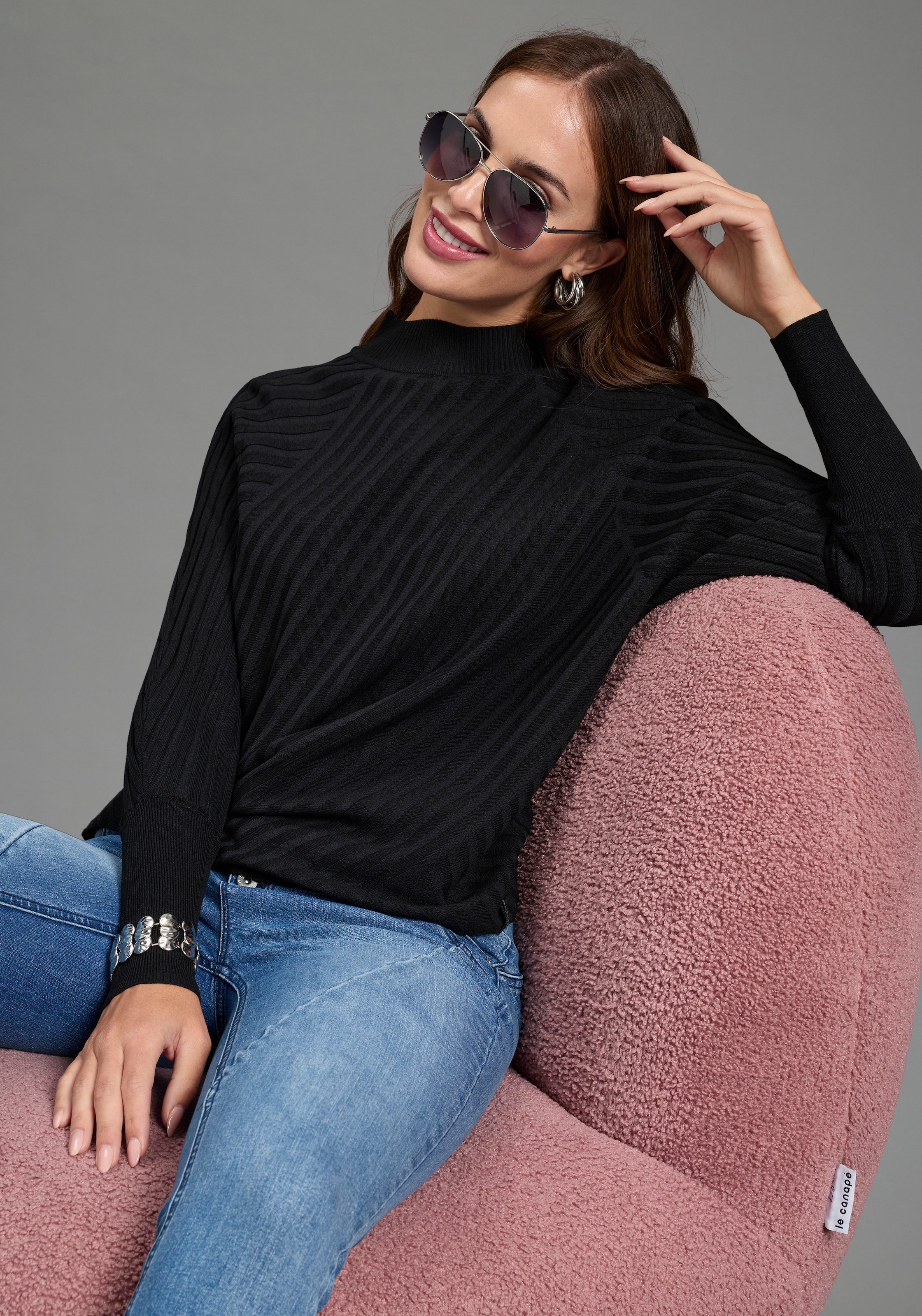 Image of Bruno Banani Strickpullover mit Stehkragen, hüftlange Schnittform, unifarbenes Design