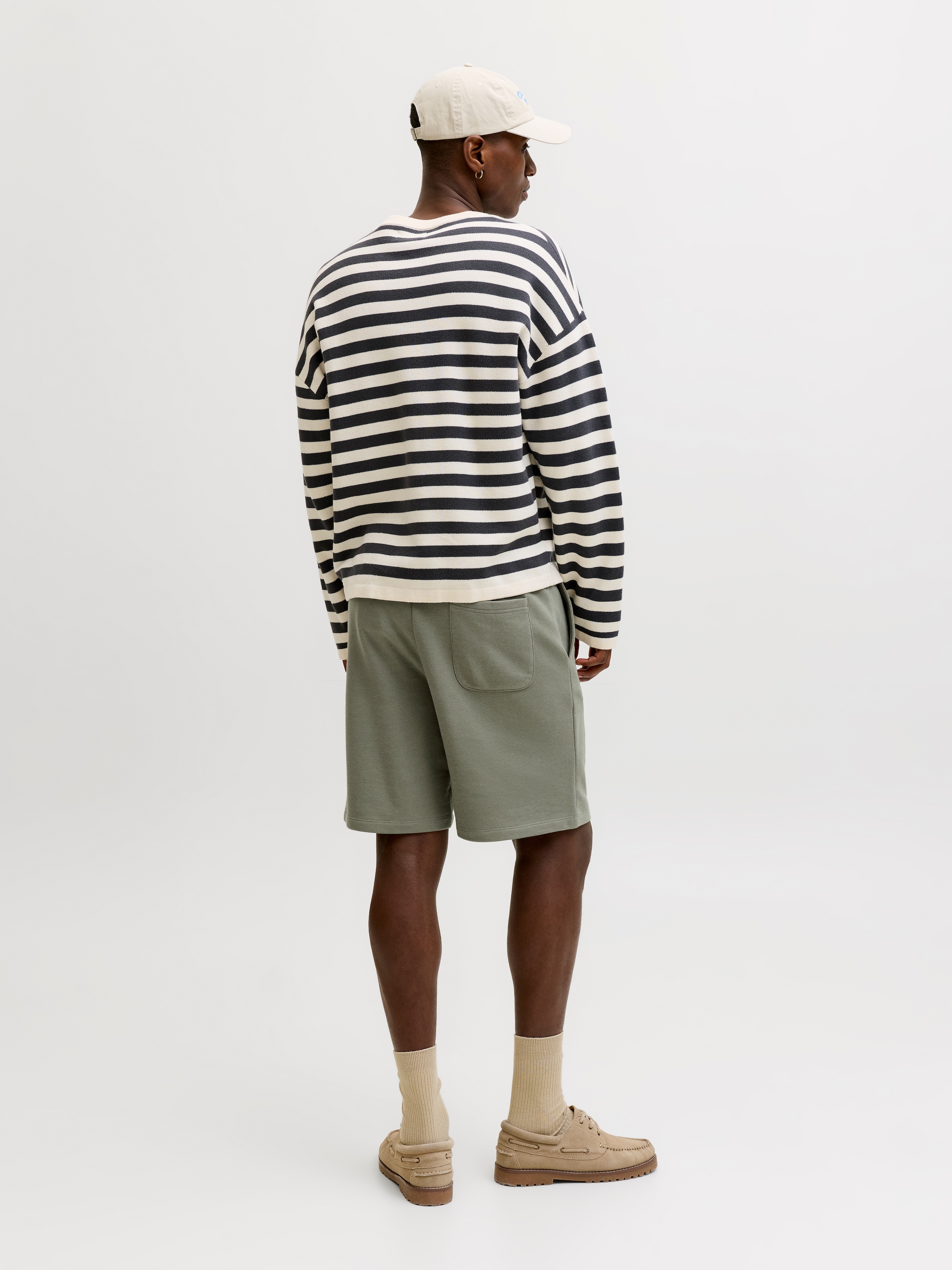 Jack & Jones Sweatshorts »JPSTKANE SOHO SWEAT SHORTS MID SN«  mélange de coton, coupe ample