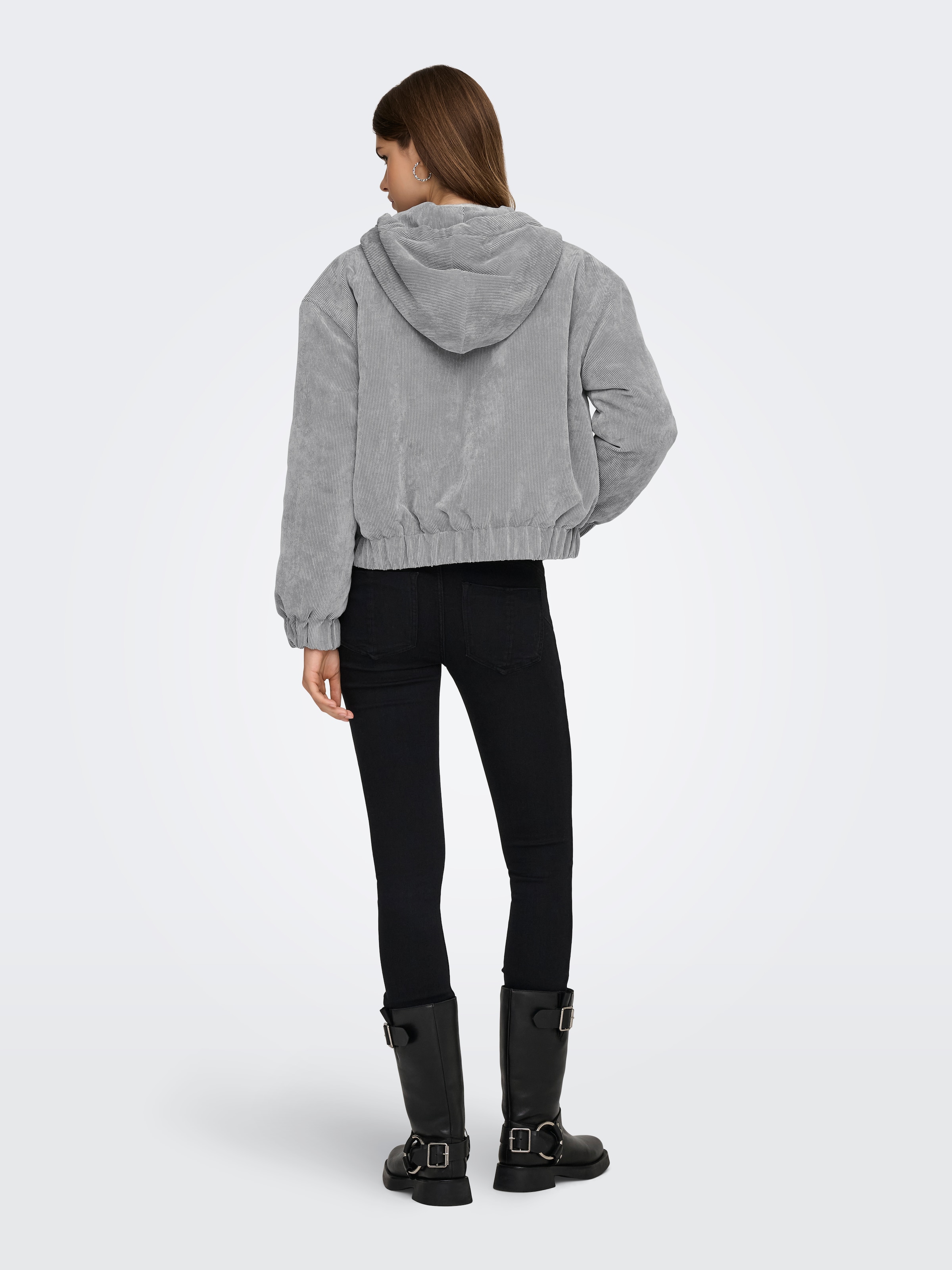 ONLY Veste en velours côtelé »ONLSUVA CORDUROY PAD SHORT JACKET CC OTW« Materialmix,