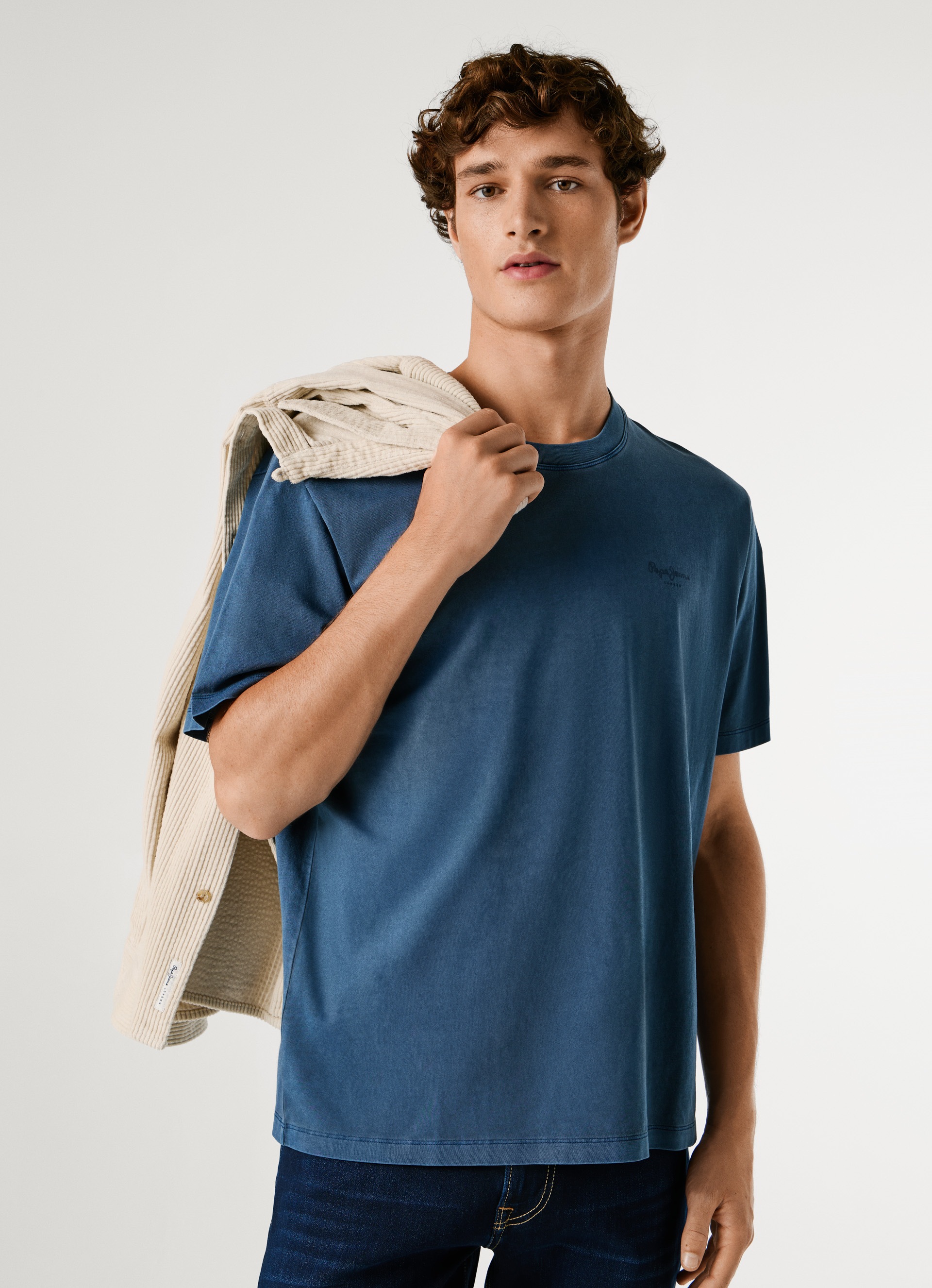 Pepe Jeans T-shirt »JACKO« avec petit lettrage logo ton sur ton