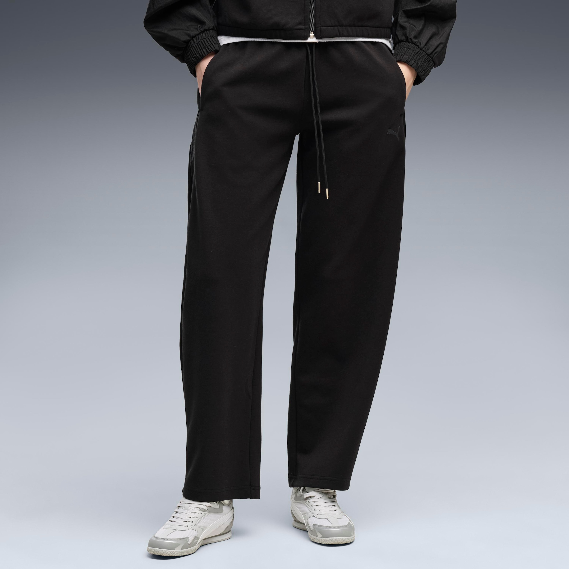 Image of PUMA Trainingshose "HER RELAXED DK BARREL LEG PANTS" mit Eingrifftaschen, unifarben, Relaxed Fit, normale Leibhöhe