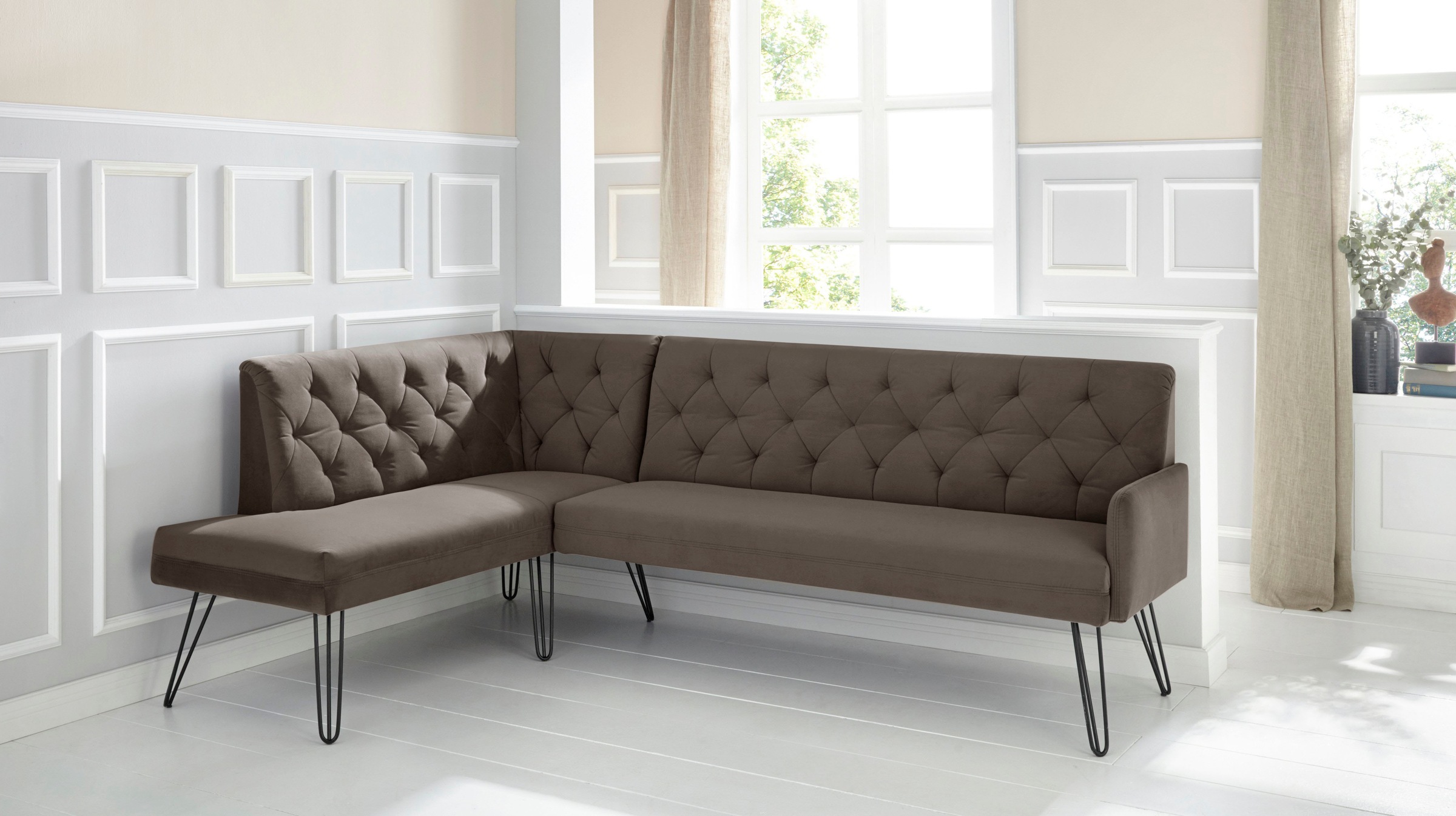 exxpo - sofa fashion Eckbank »Doppio, Chesterfield Optik, komfortabel und bequem, hohe Designfüsse«, Frei im Raum stellbar