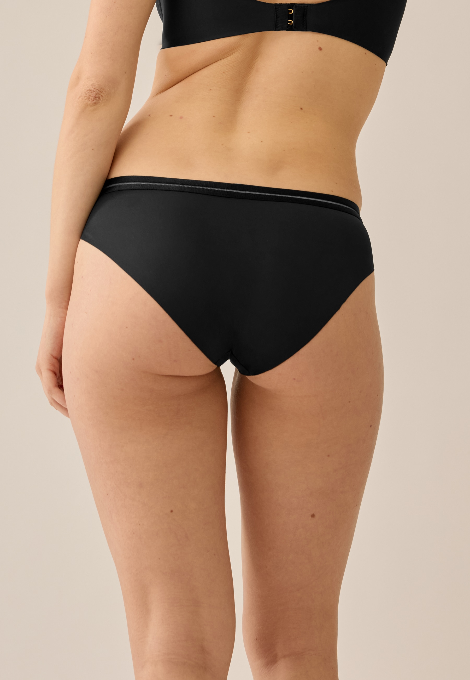 Naturana Panty »The Monday« -, 1 cuis tlg., mit Tülleinsätzen, hüfthoch geschnitten, weich, bequem, elastisch