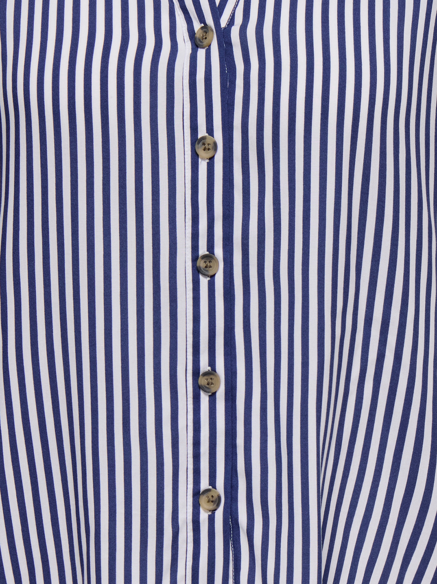 ONLY CARMAKOMA Blouse à manches courtes »CARYASMIN SHIRT S/S WVN NOOS«