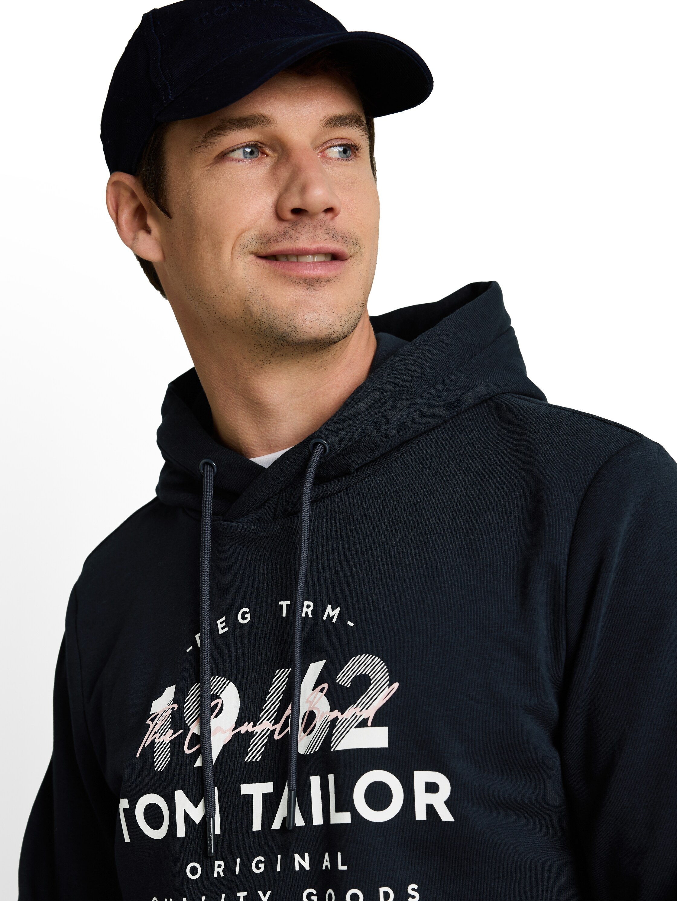 TOM TAILOR Sweat à capuche , avec impression frontale
