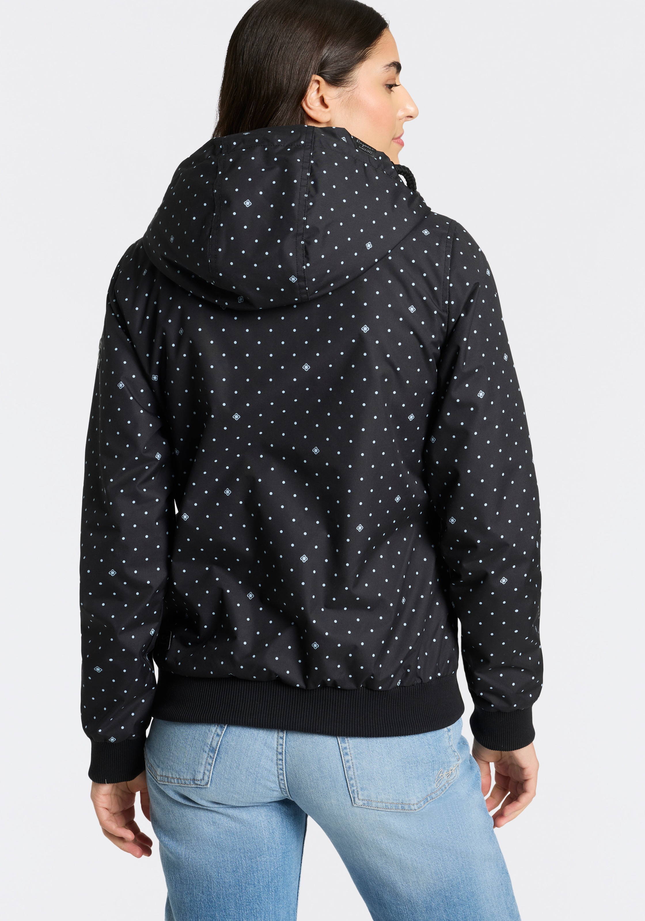 Ragwear Outdoorjacke »NUGGIE DOTS O« mit Kapuze aus Polyester, hüftlange Passform, hochschliessender Kragen