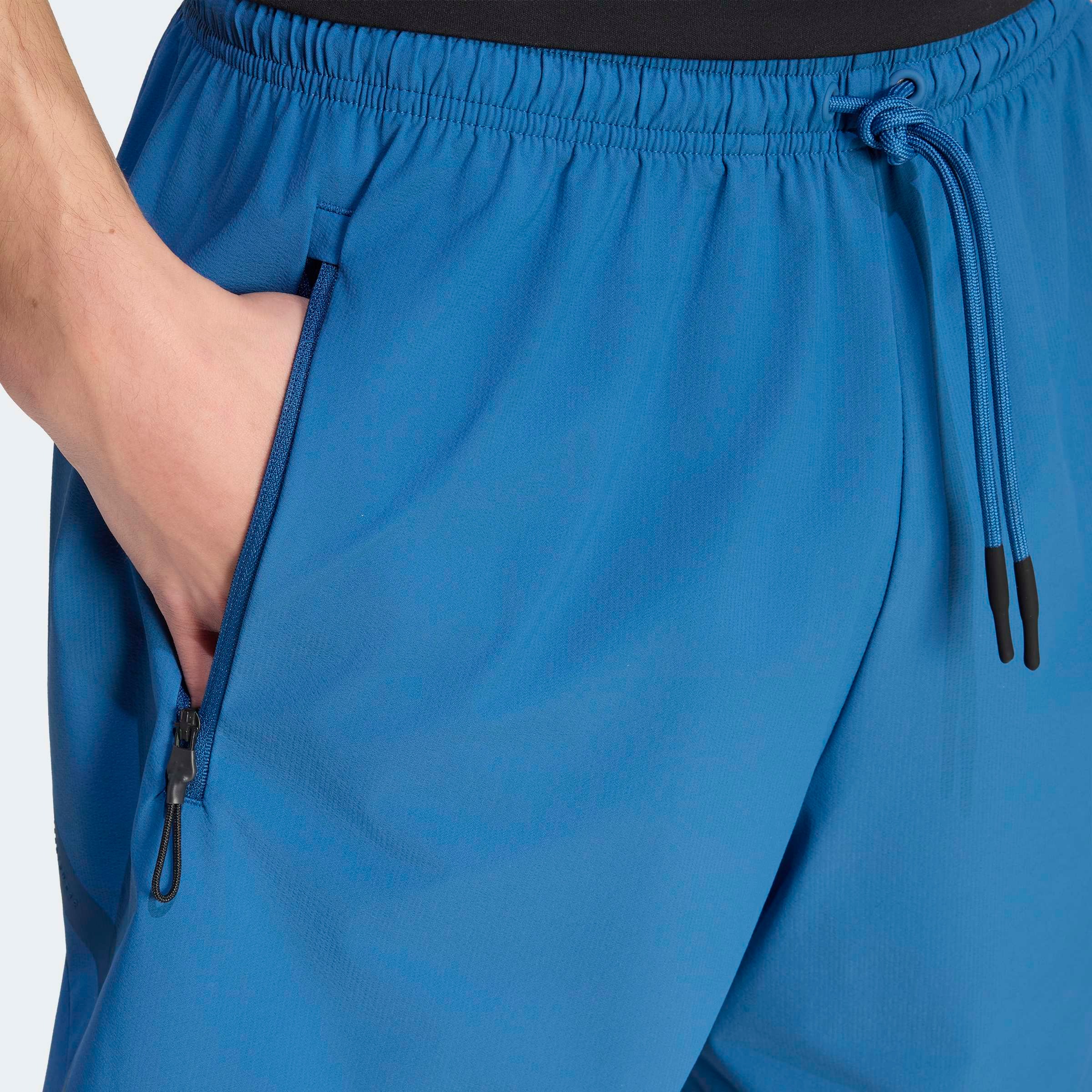 adidas Sportswear Shorts »M Z.N.E. WV SHO«  mit lässigem Schnitt, aus Kunstfaser, normal-weite Form