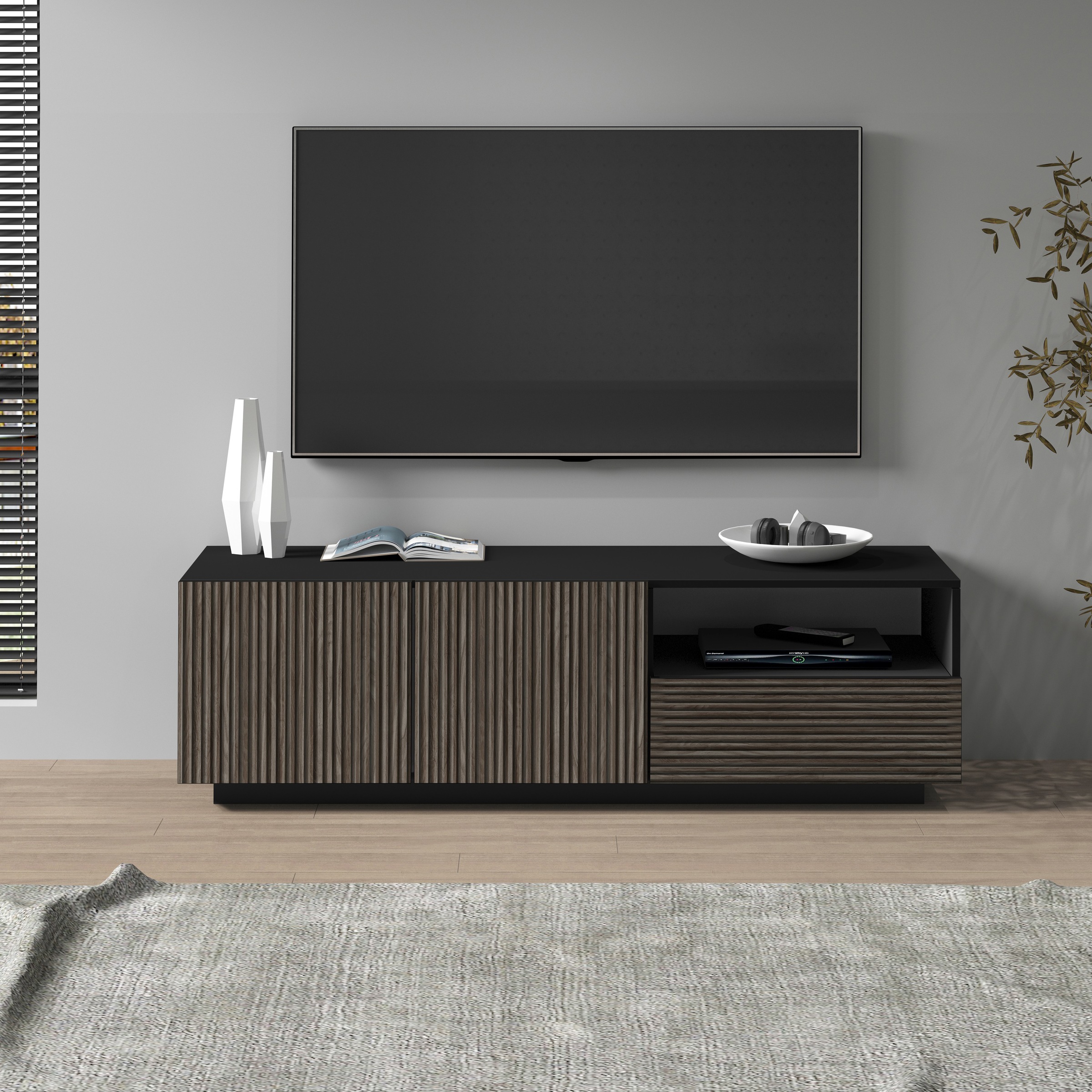Home affaire Lowboard "Vega,Lowboard,TV Board,TV Schrank,150 cm" mit 2 Türen und 1 Schublade,Fronten mit Rillen-Optik