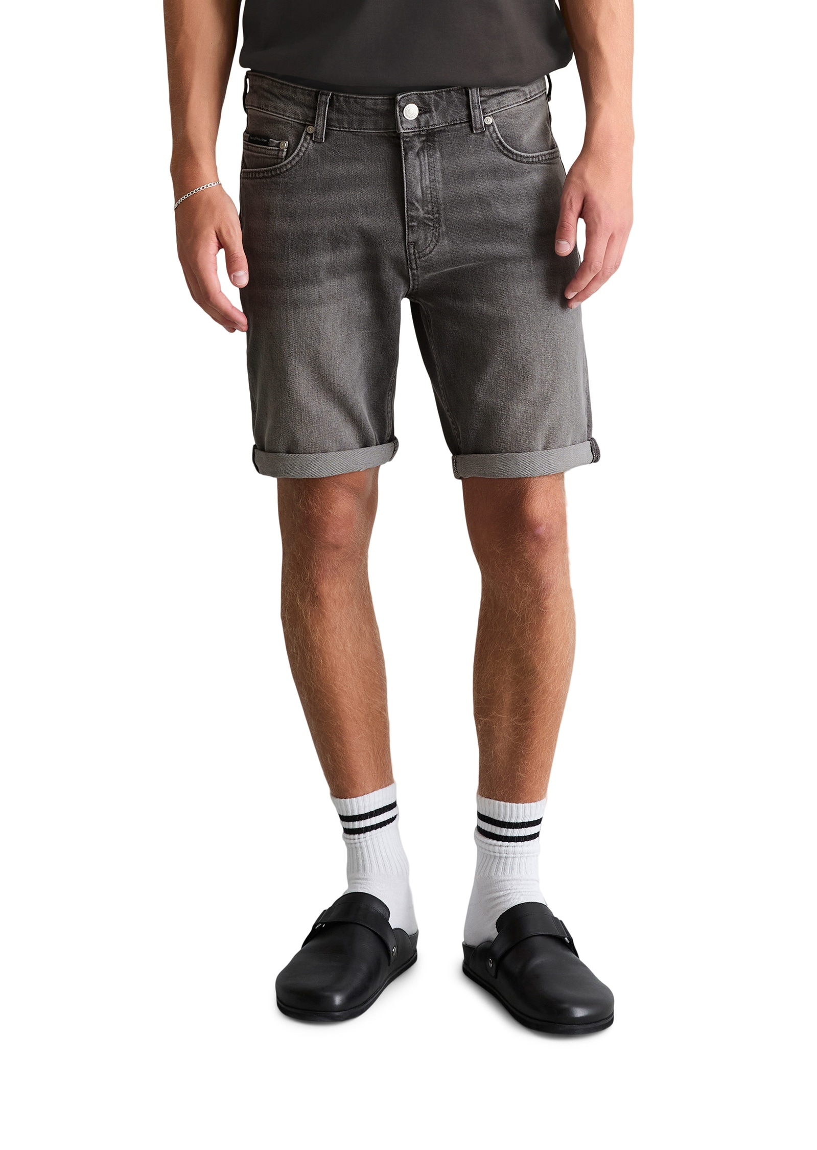 Image of Marc OPolo DENIM Jeansshorts Model Mats tapered aus Bio-Baumwoll-Mix