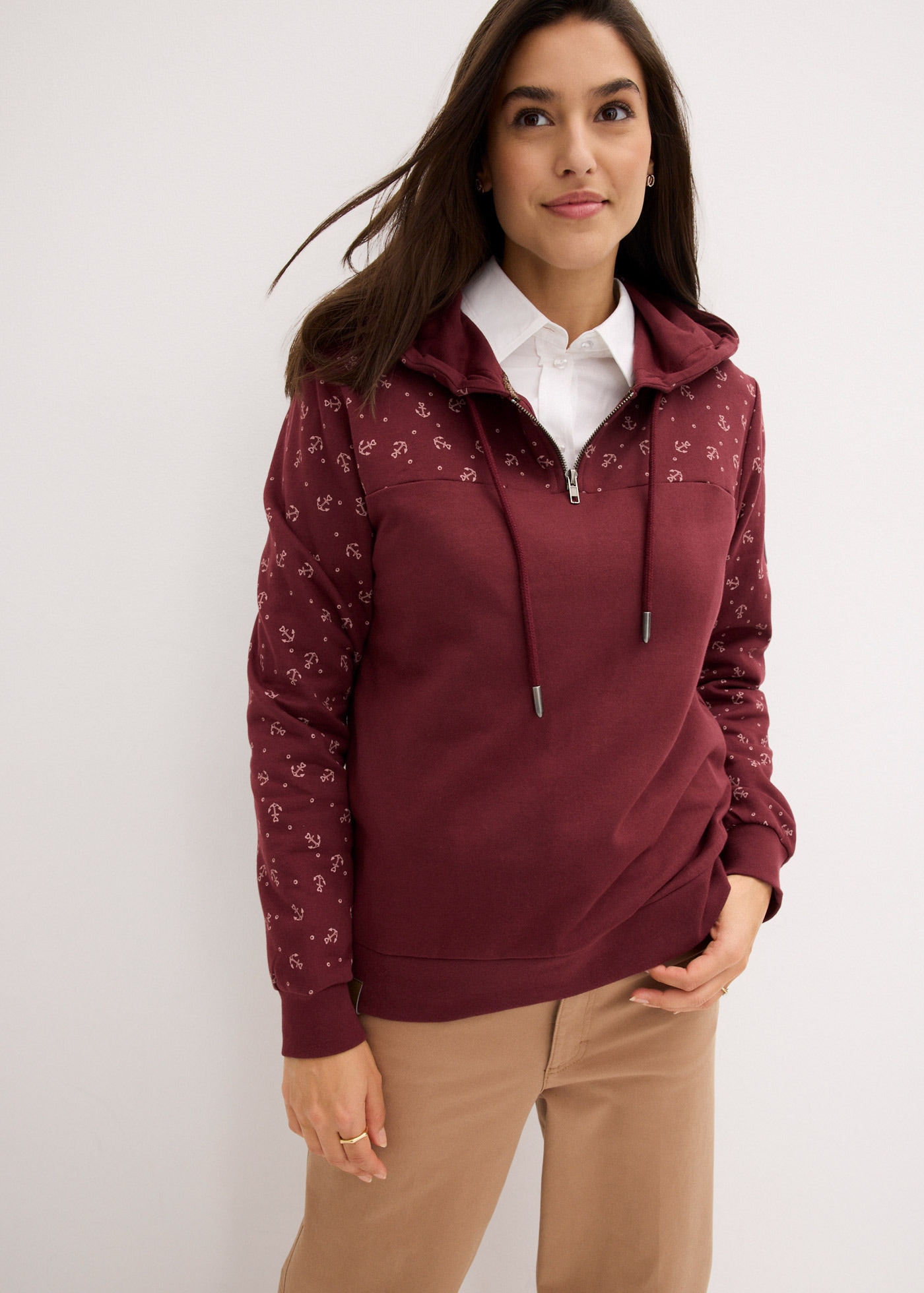 Image of bonprix Hoodie "Kapuzensweatshirt mit Reissverschluss aus reiner Baumwolle", lässig geschnittene Passform, mit maritimem Muster und Anker-Motiven