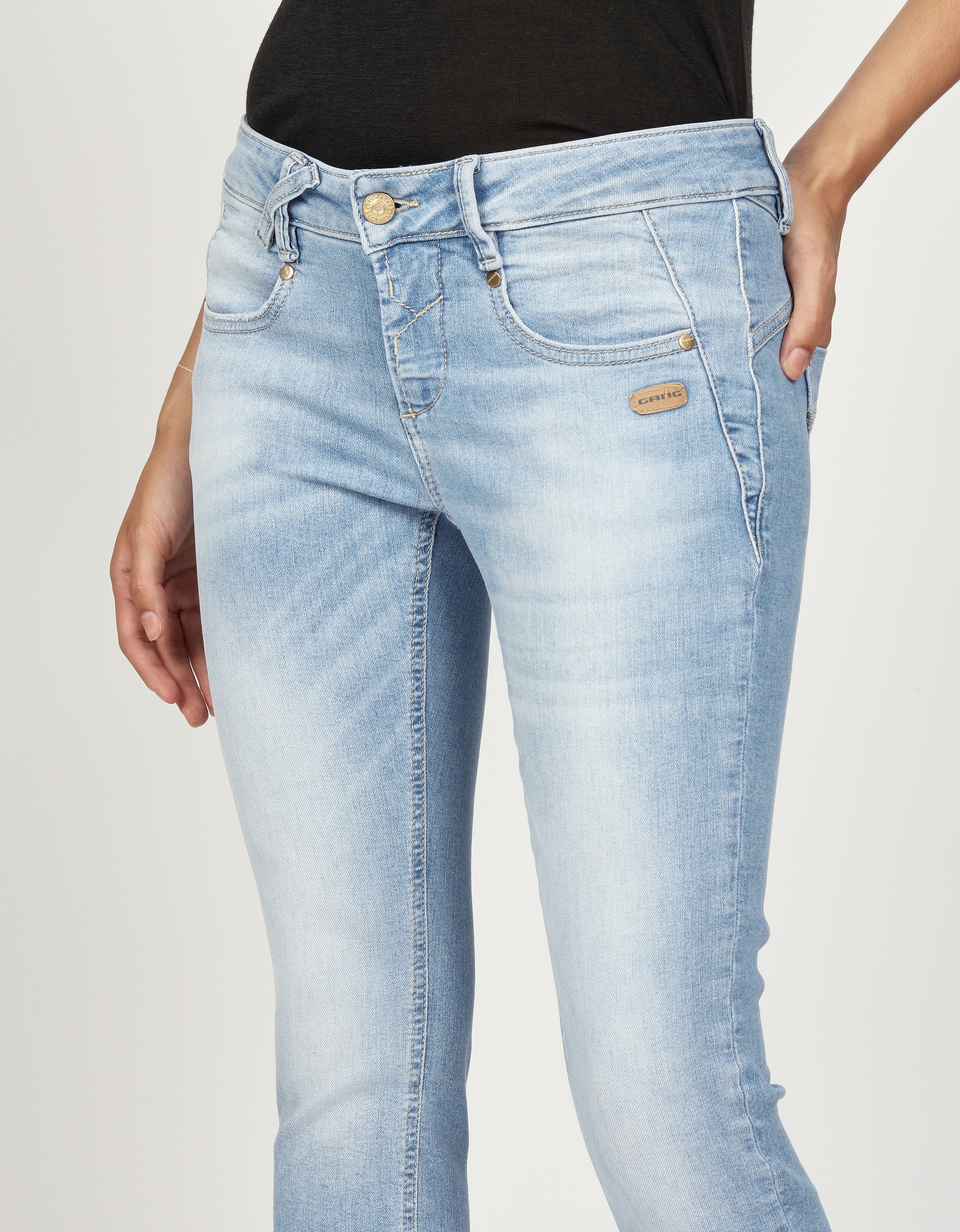 GANG Skinny-fit-Jeans »94NELE X-CROPPED«, mit gekreuzter Gürtelschlaufe