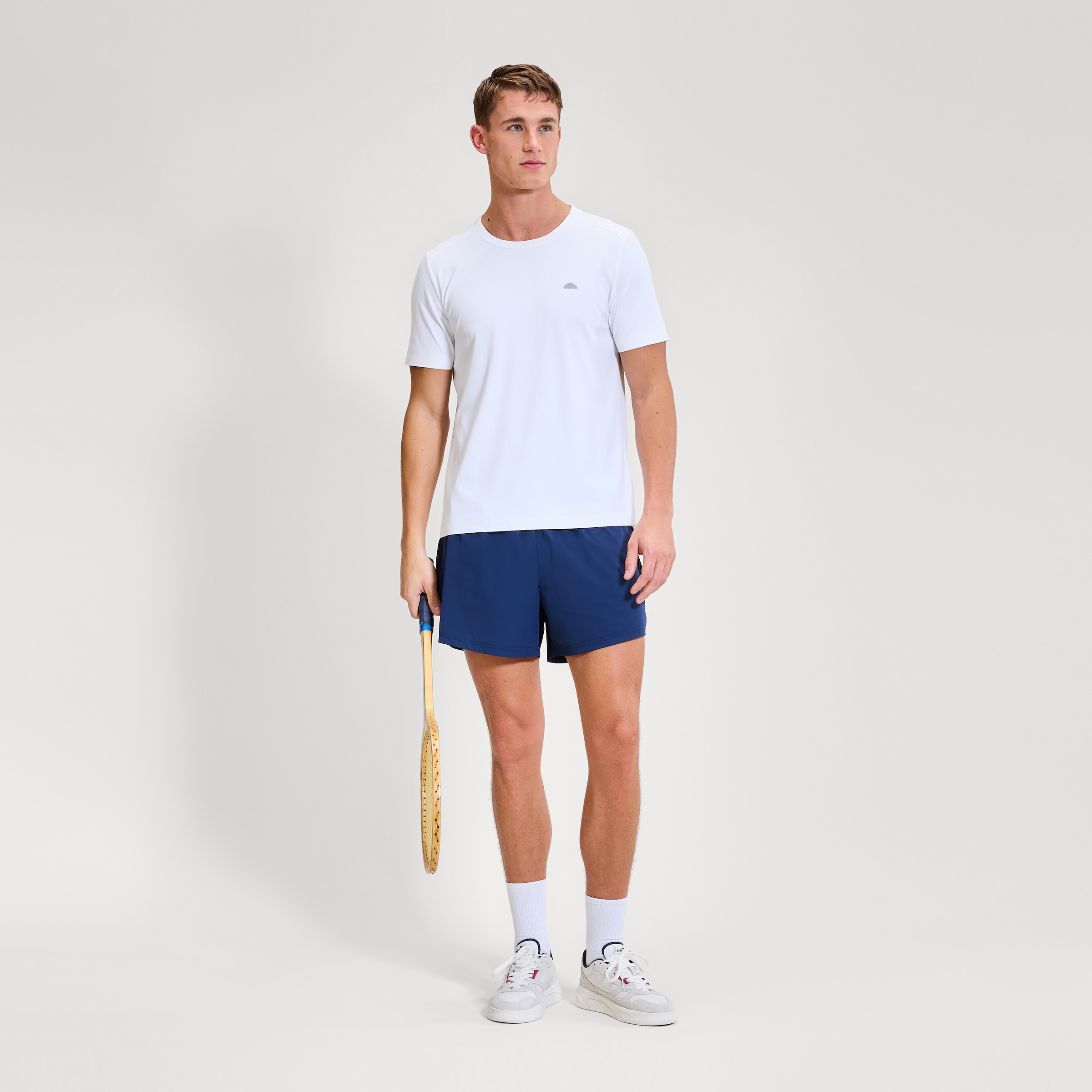 Ellesse T-shirt fonctionnel »TELLER TEE« Col rond, en polyamide et élasthanne, manches courtes
