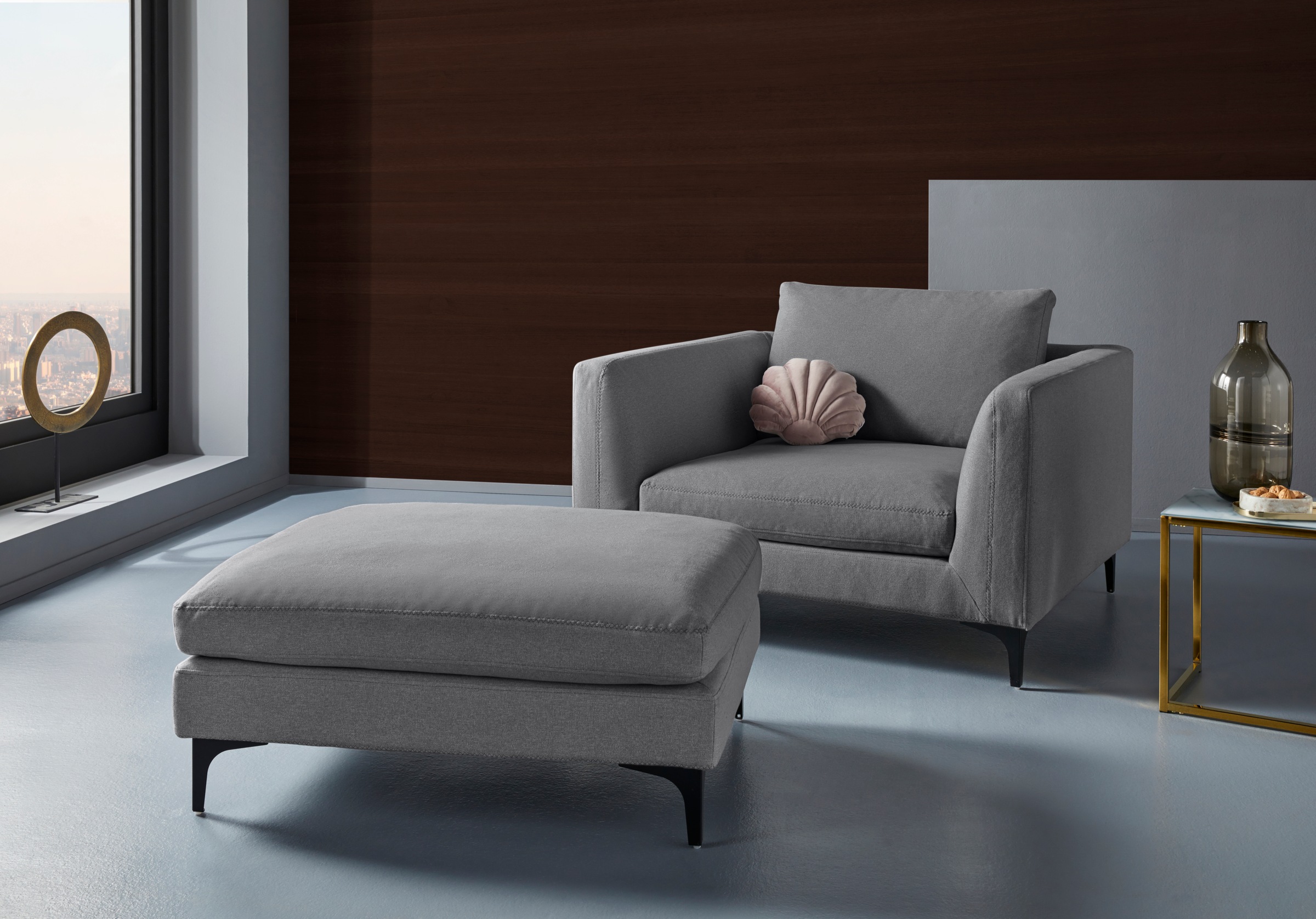 Image of Places of Style Hocker »Nixon«, mit schwarzen Metallbeinen, schöne Serienergänzung bei Ackermann Versand Schweiz