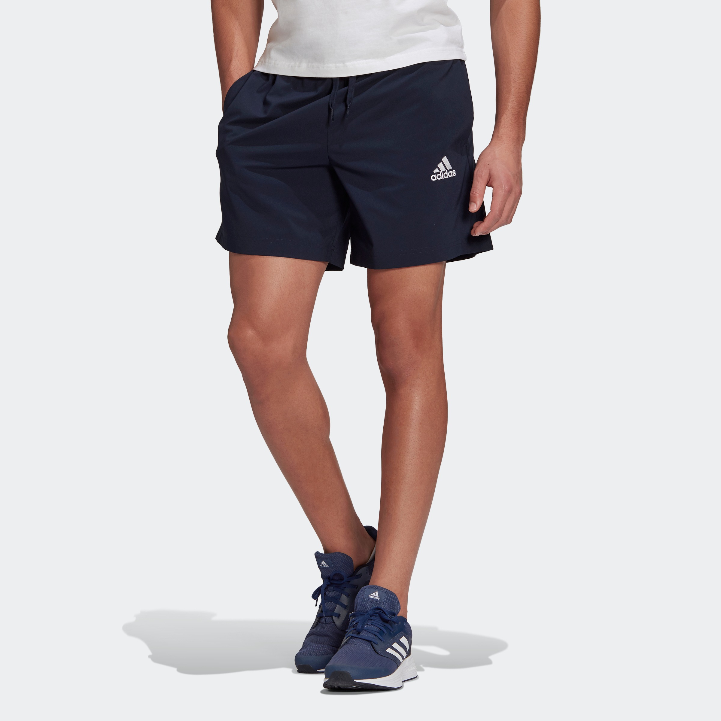 Image of adidas Performance Shorts »AEROREADY ESSENTIALS CHELSEA SMALL LOGO« bei Ackermann Versand Schweiz