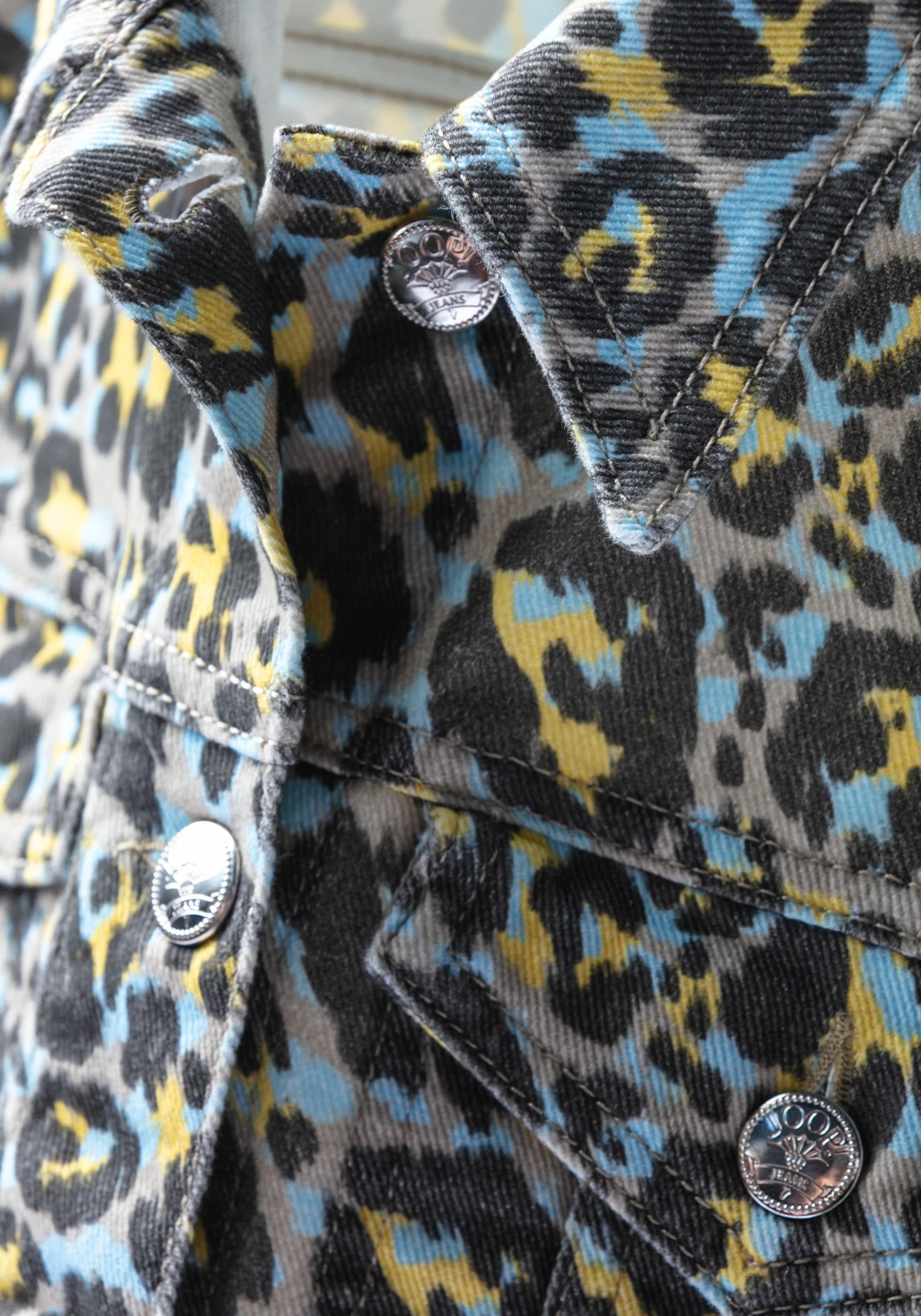 Joop Jeans Jeansjacke »Ike«, mit All-Over Animalprint